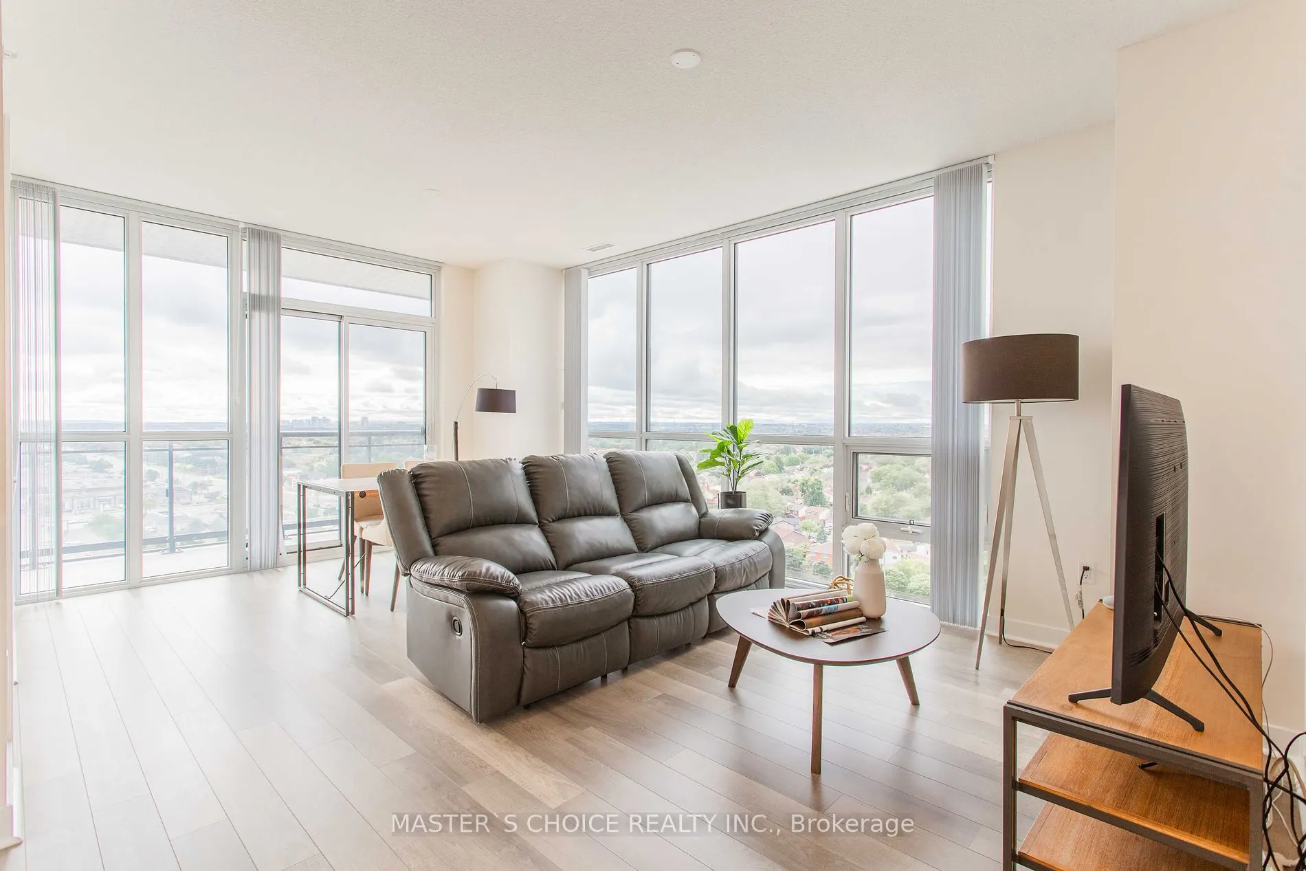 3975 Grand Park Dr, #1407