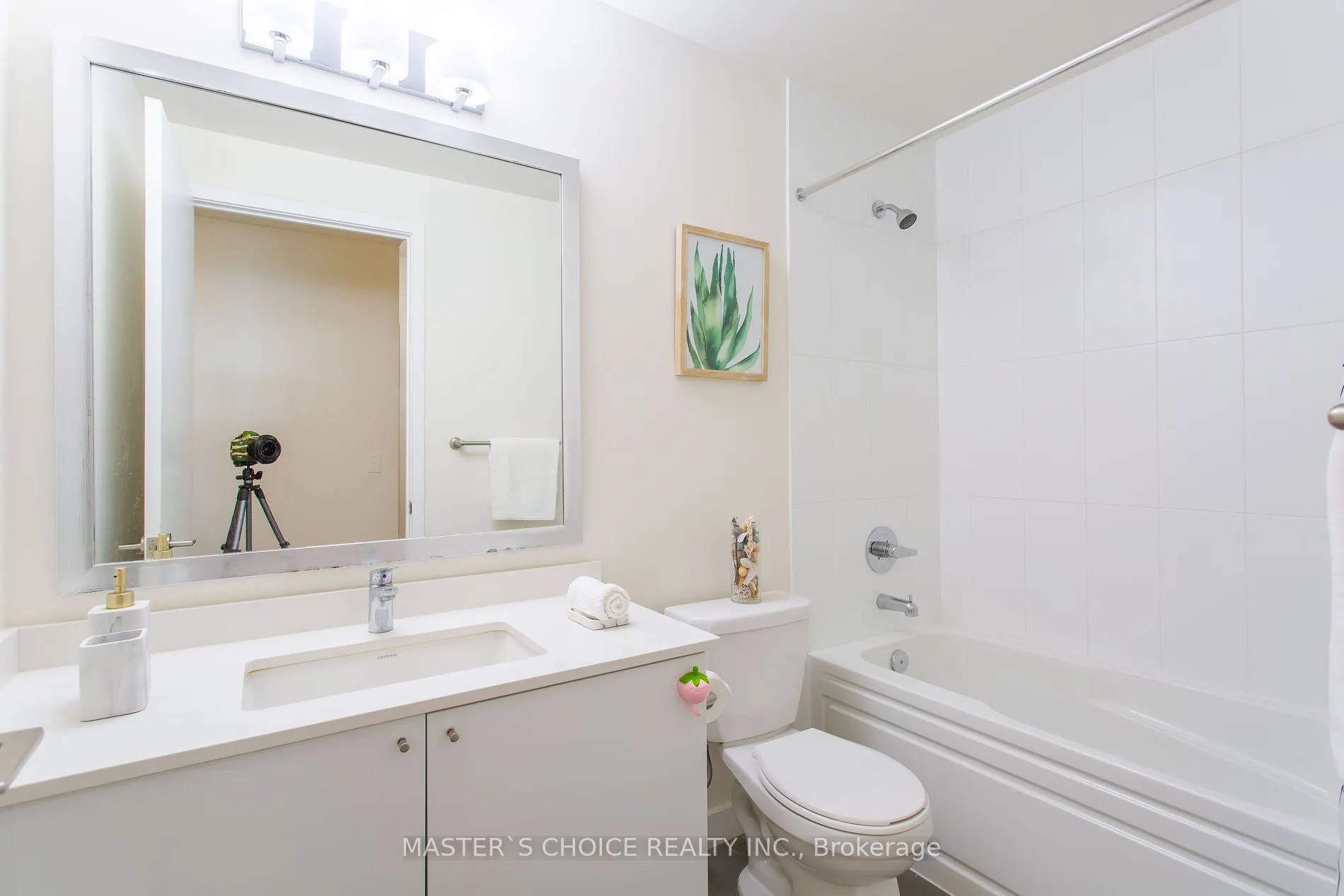 3975 Grand Park Dr, #1407