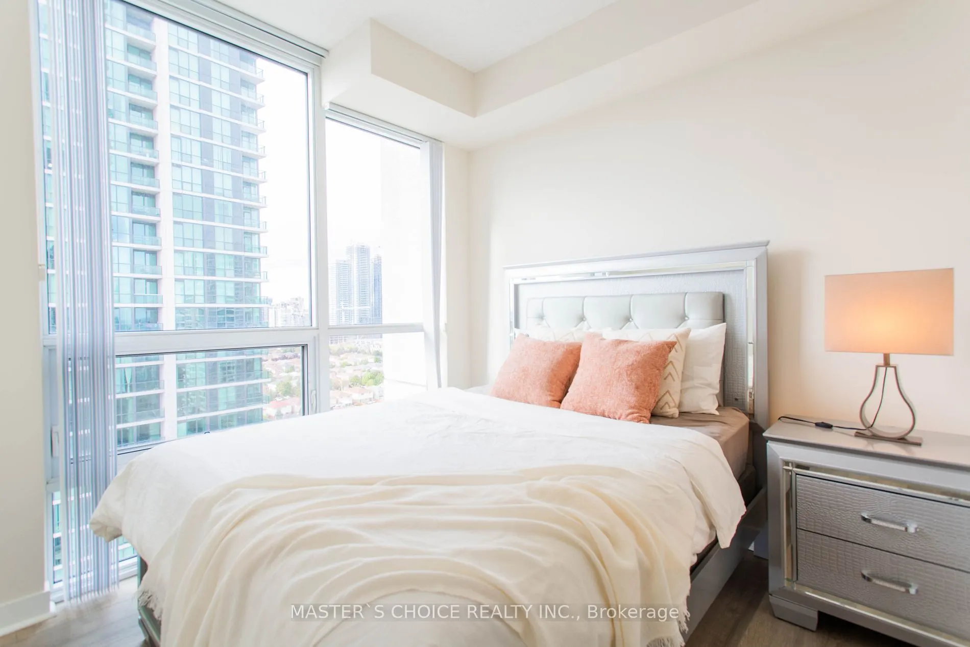 3975 Grand Park Dr, #1407