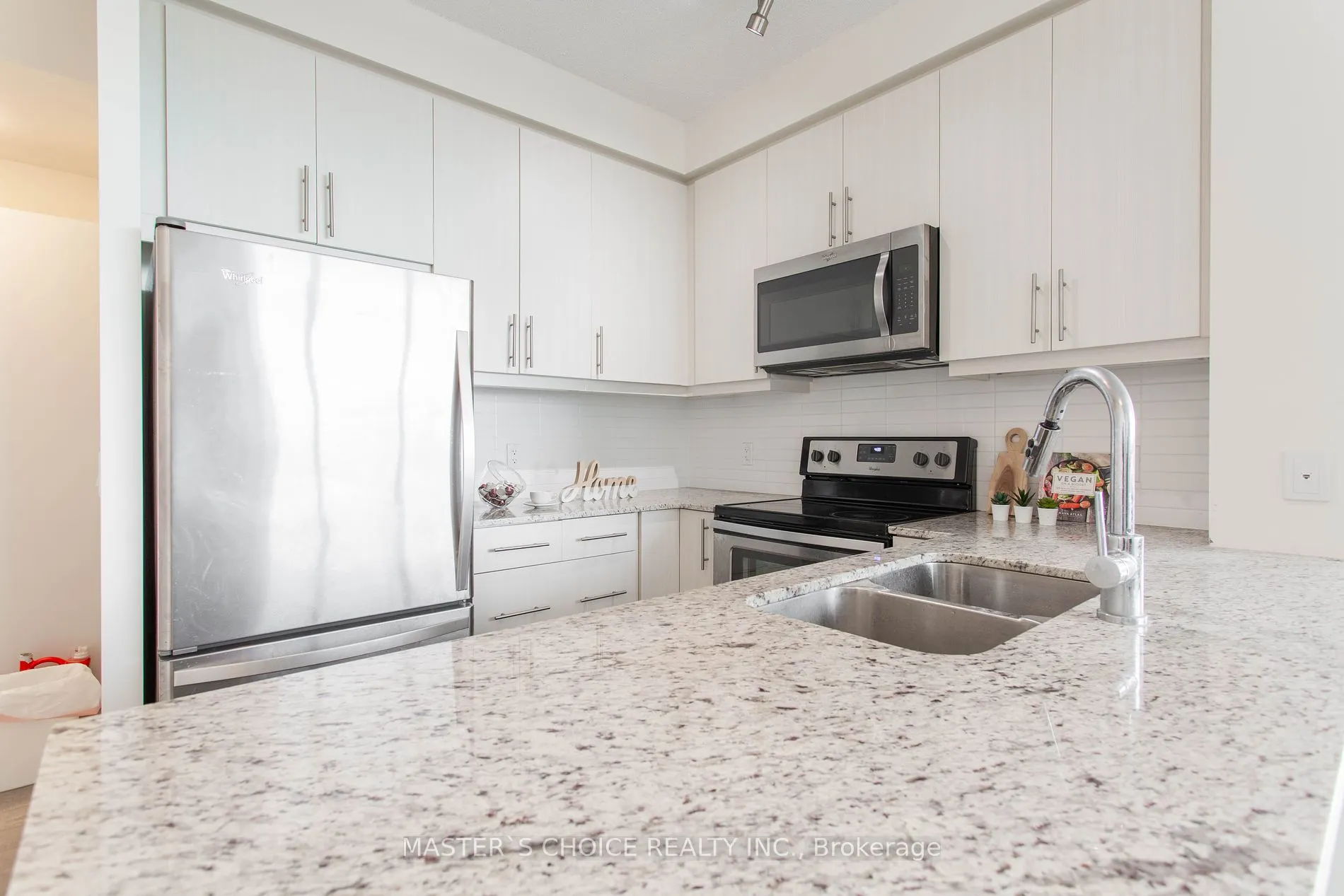 3975 Grand Park Dr, #1407