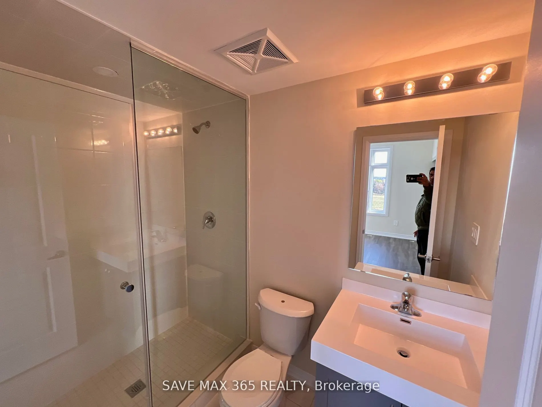 1565 Rose Way, #103