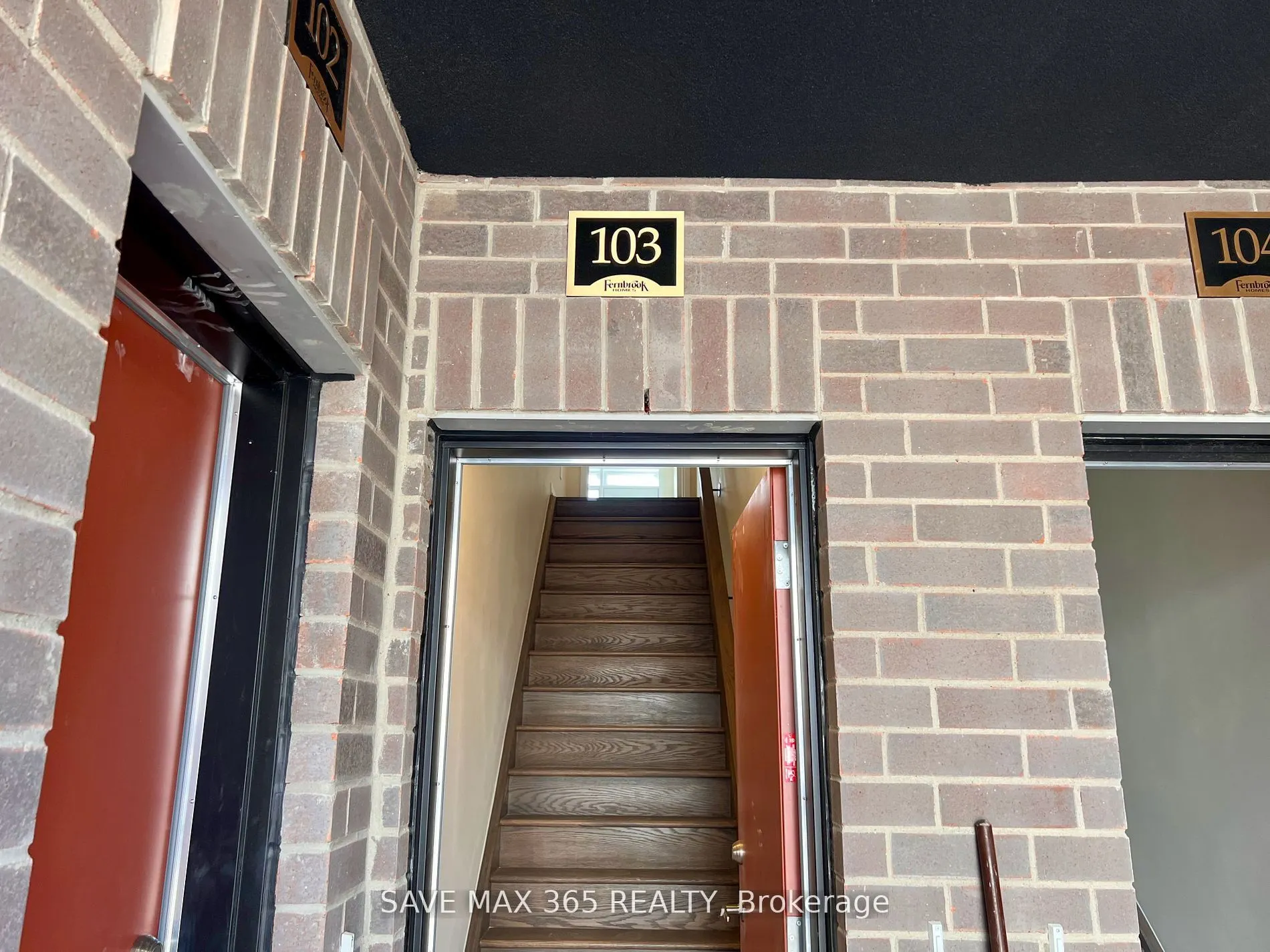 1565 Rose Way, #103