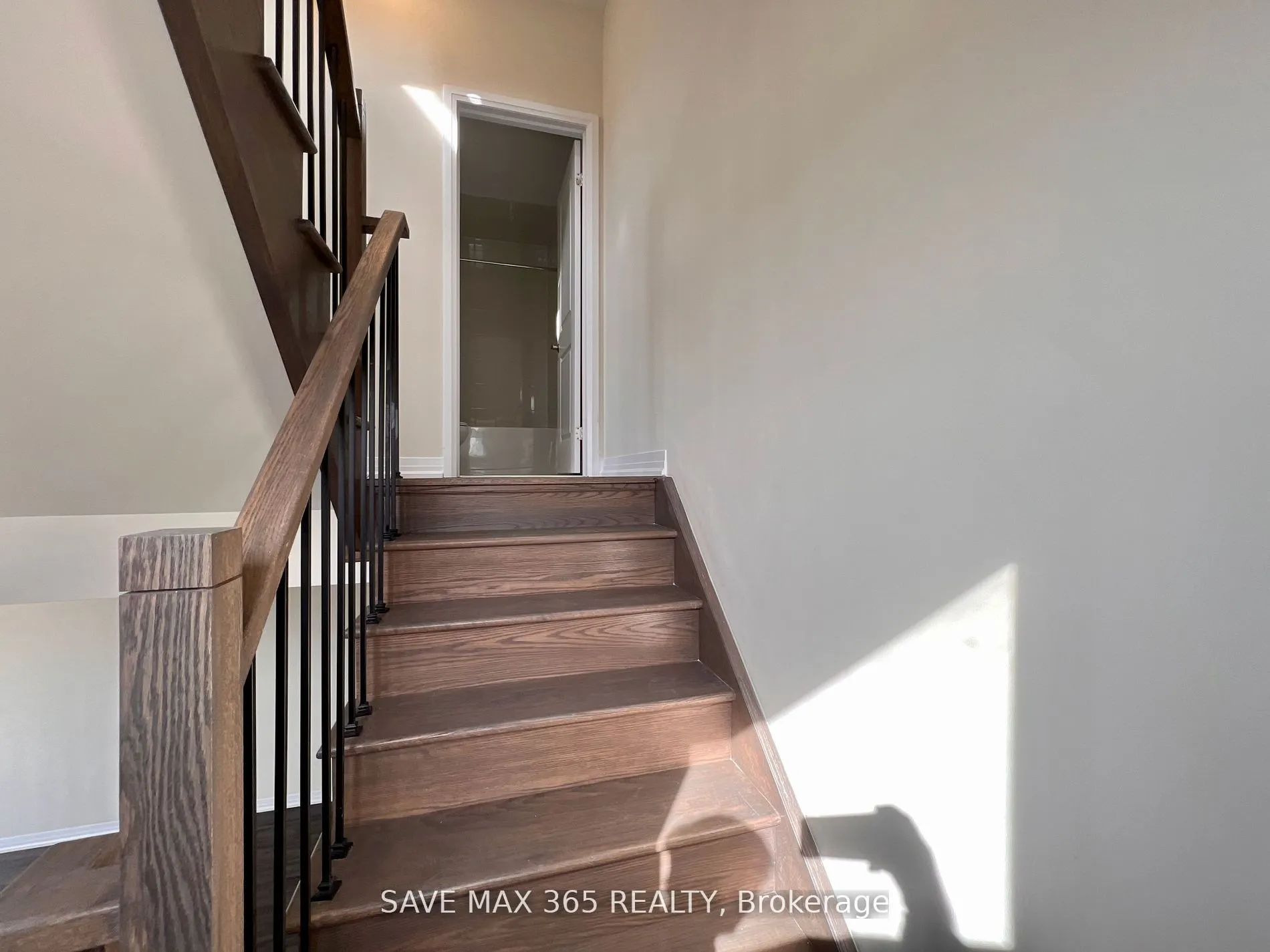 1565 Rose Way, #103