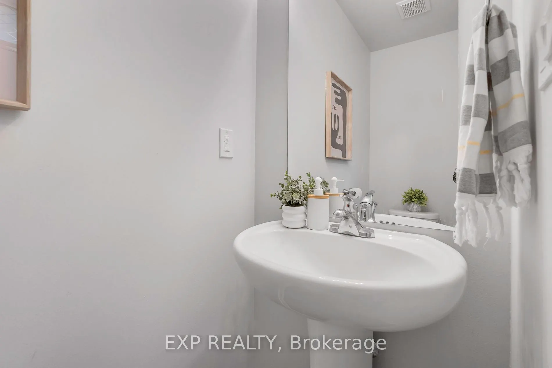 15 Applewood Lane, #95