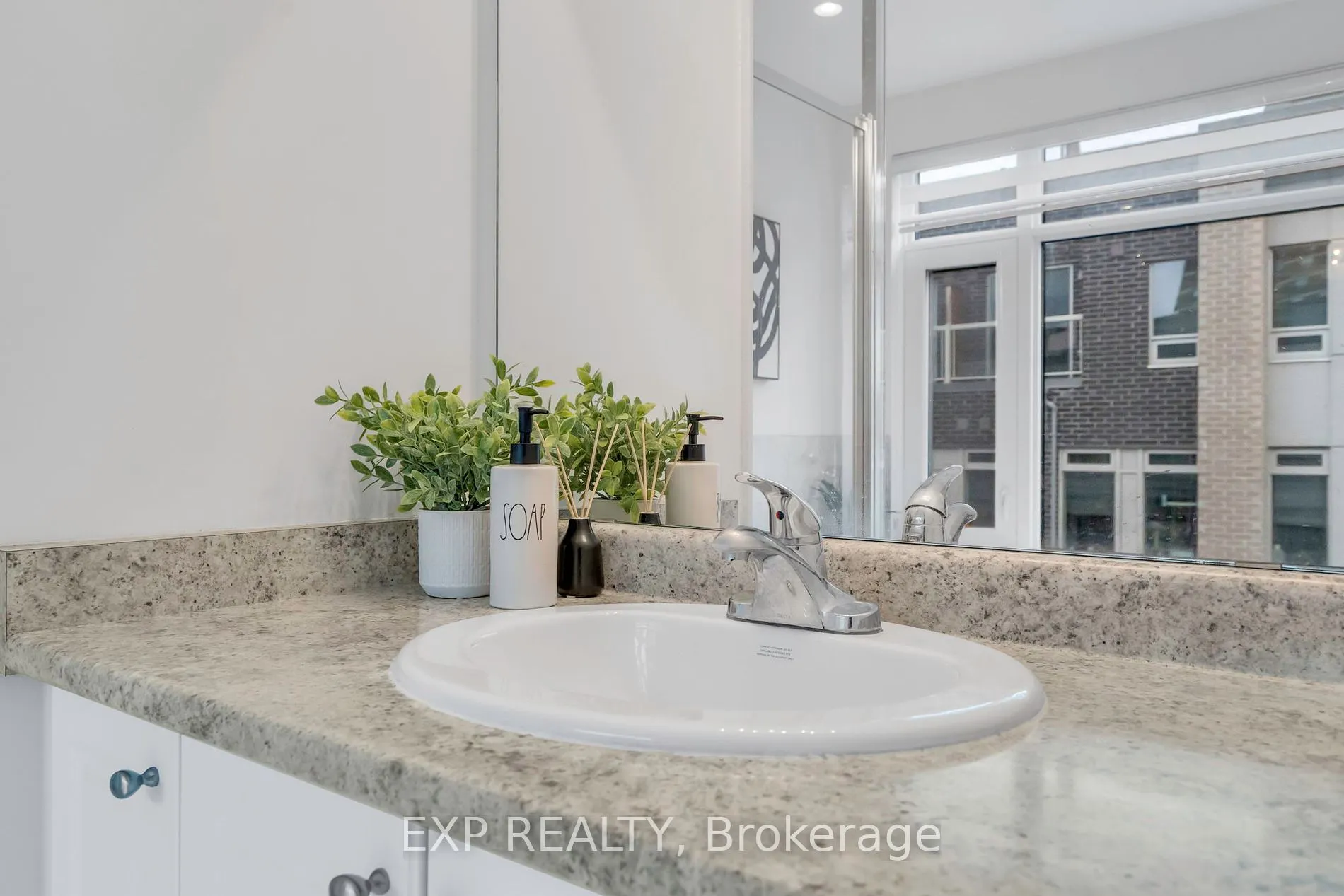 15 Applewood Lane, #95