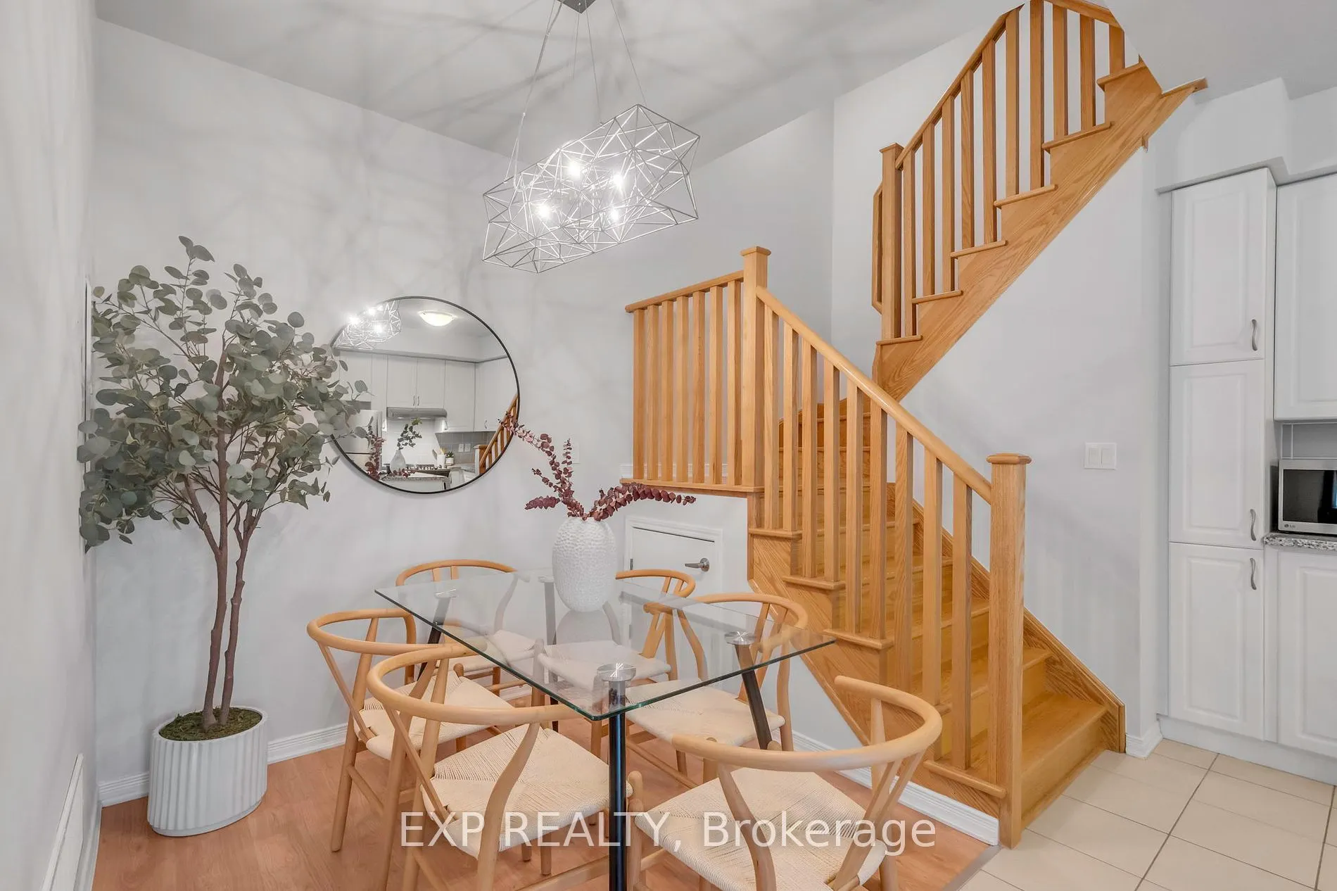 15 Applewood Lane, #95