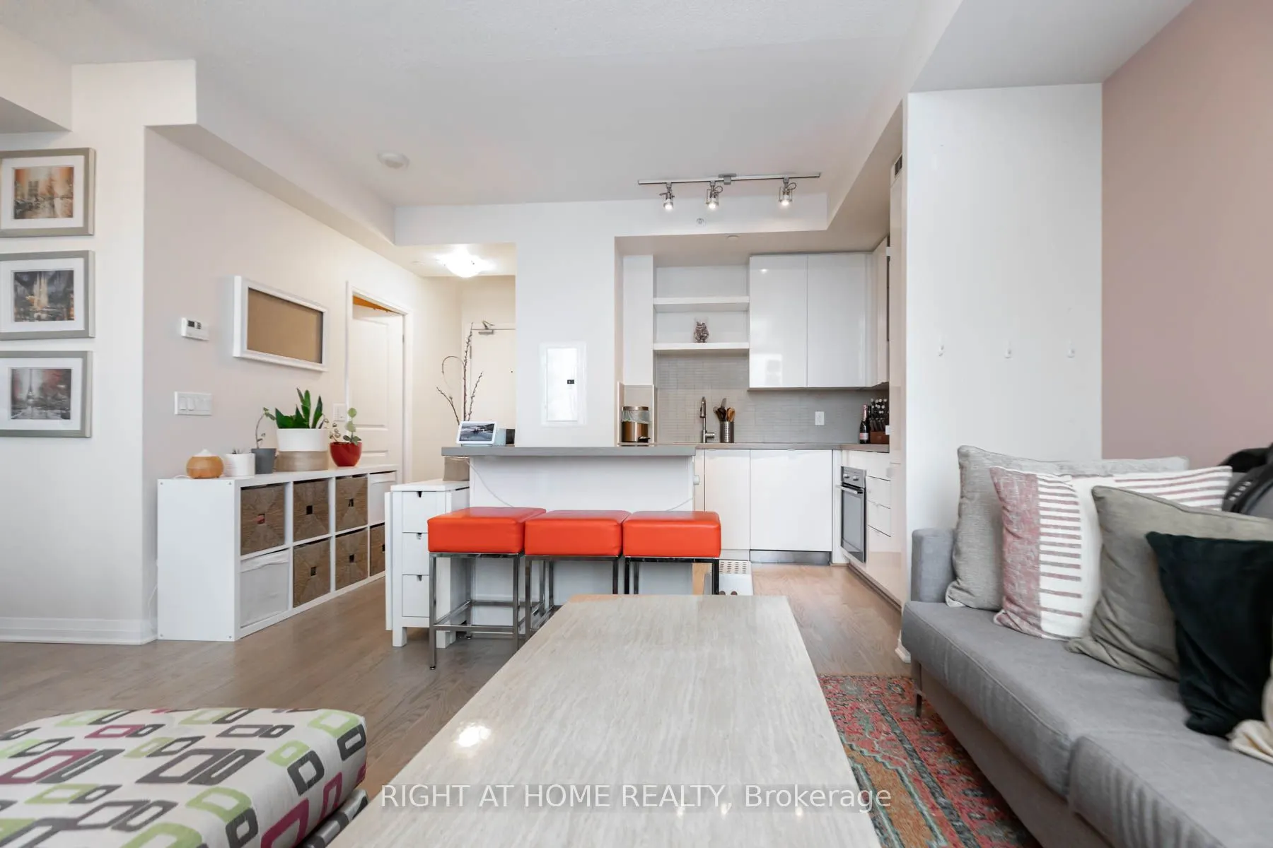 59 Annie Craig Dr, #1308