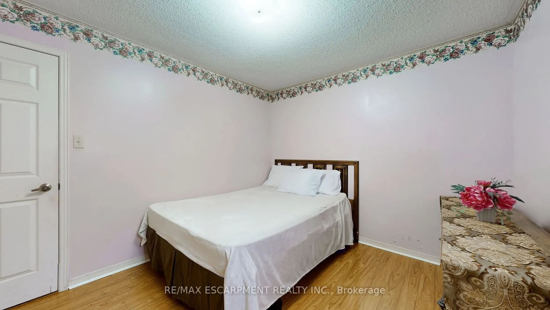 1208 Sherwood Mills Blvd
