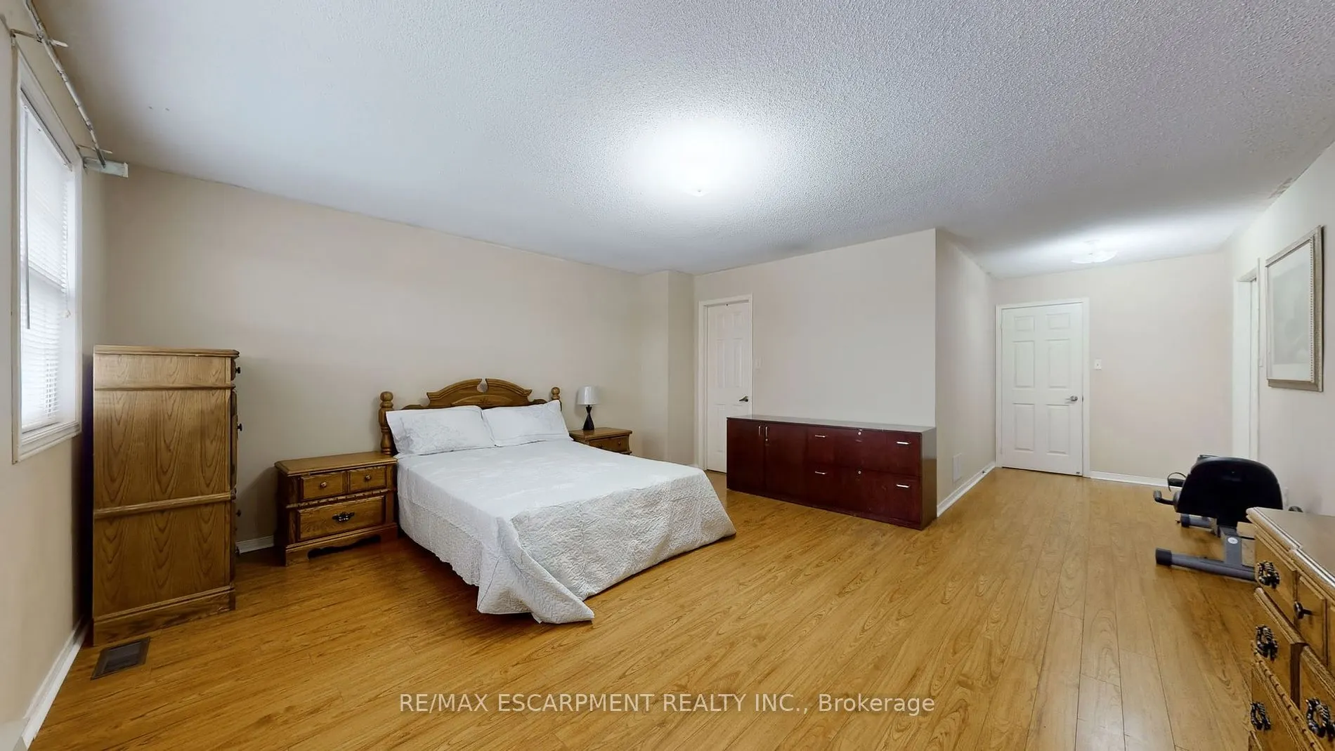 1208 Sherwood Mills Blvd
