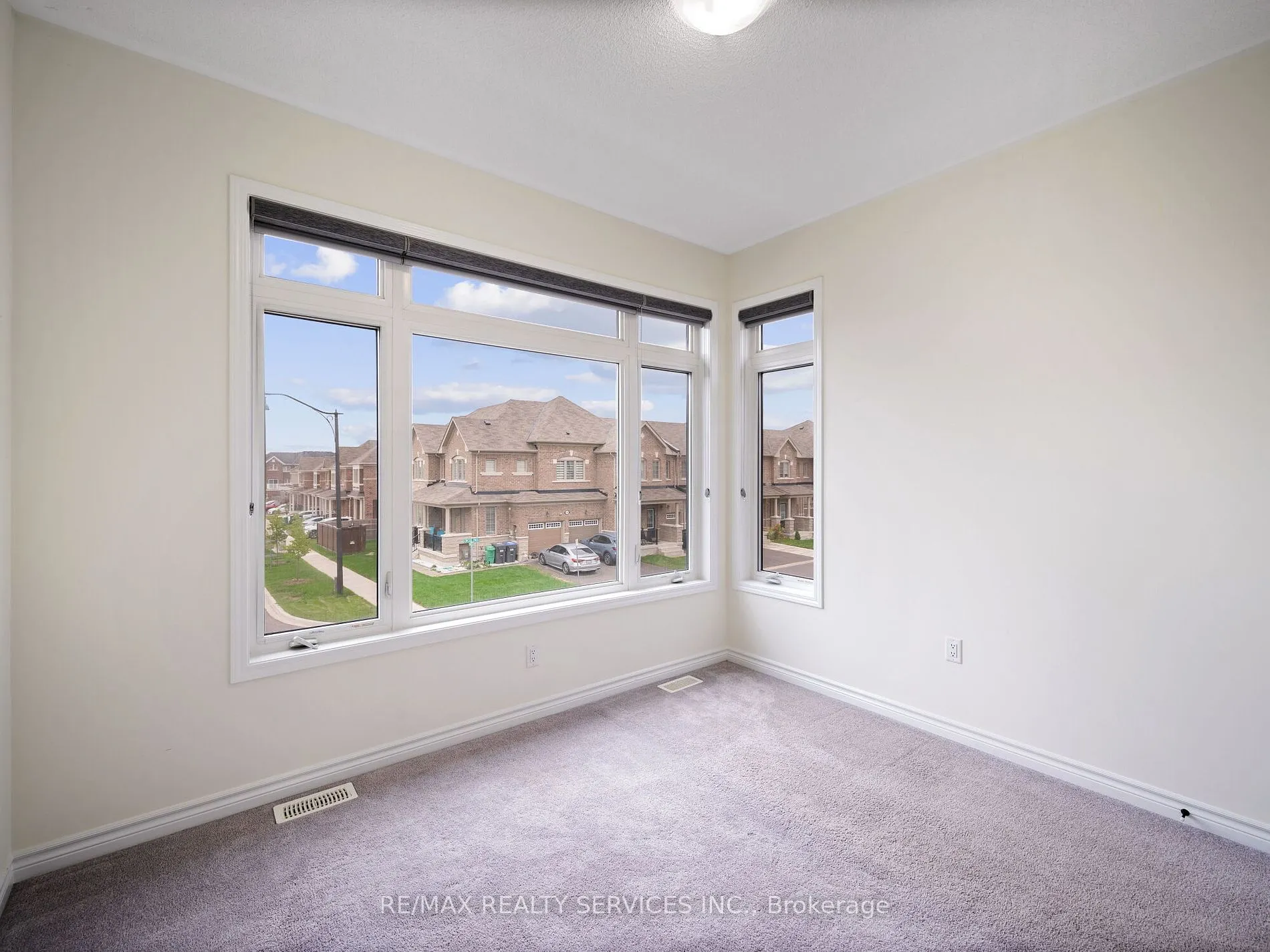 72 Circus Cres