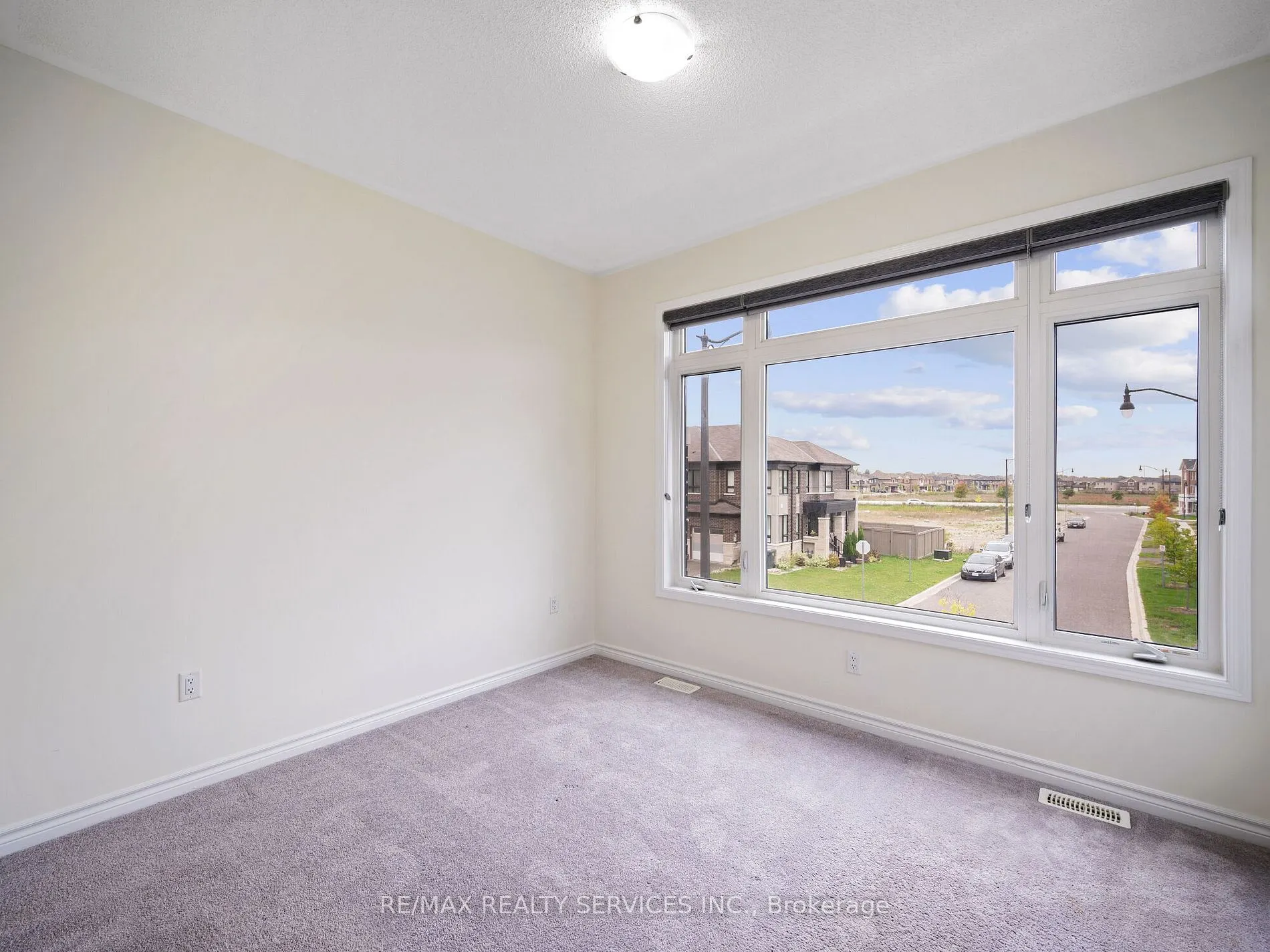 72 Circus Cres