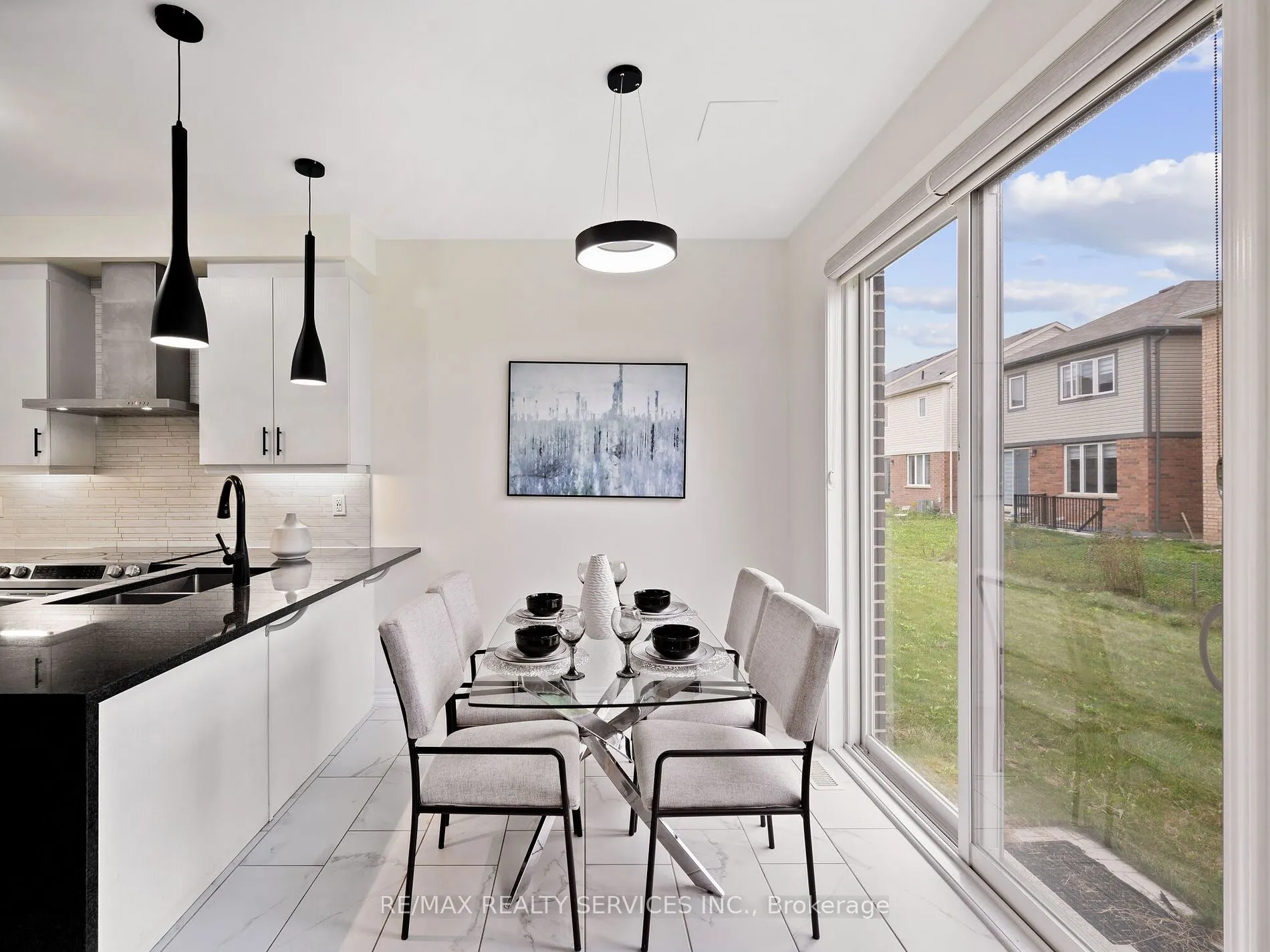 72 Circus Cres