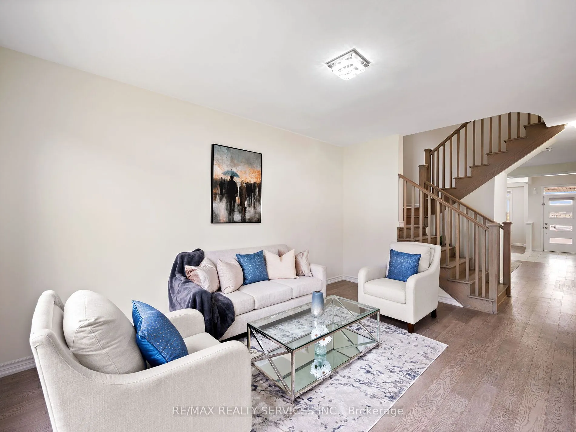 72 Circus Cres