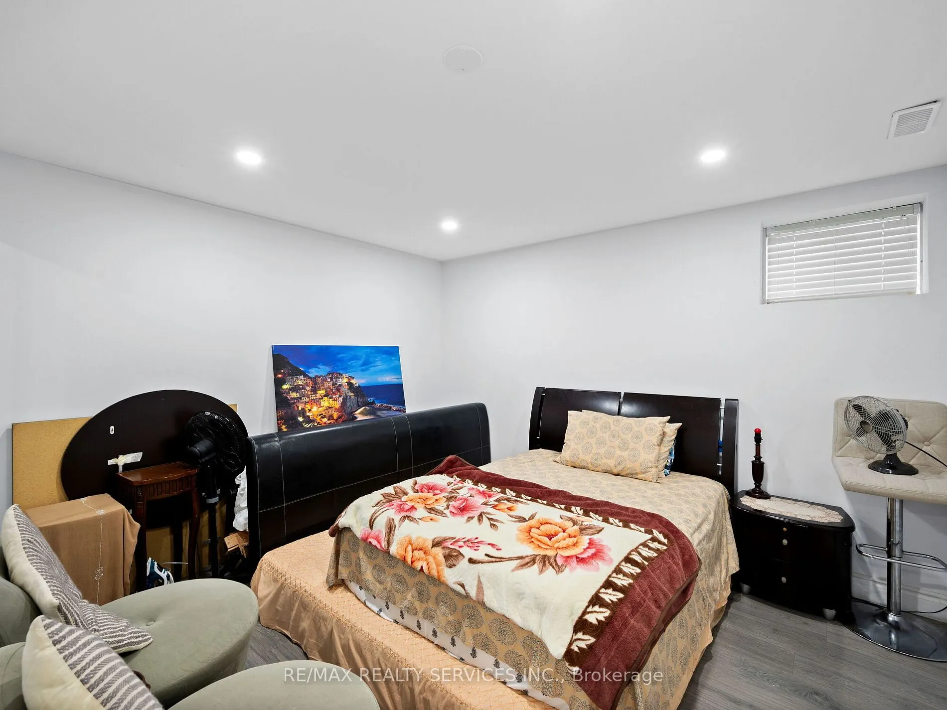 72 Circus Cres