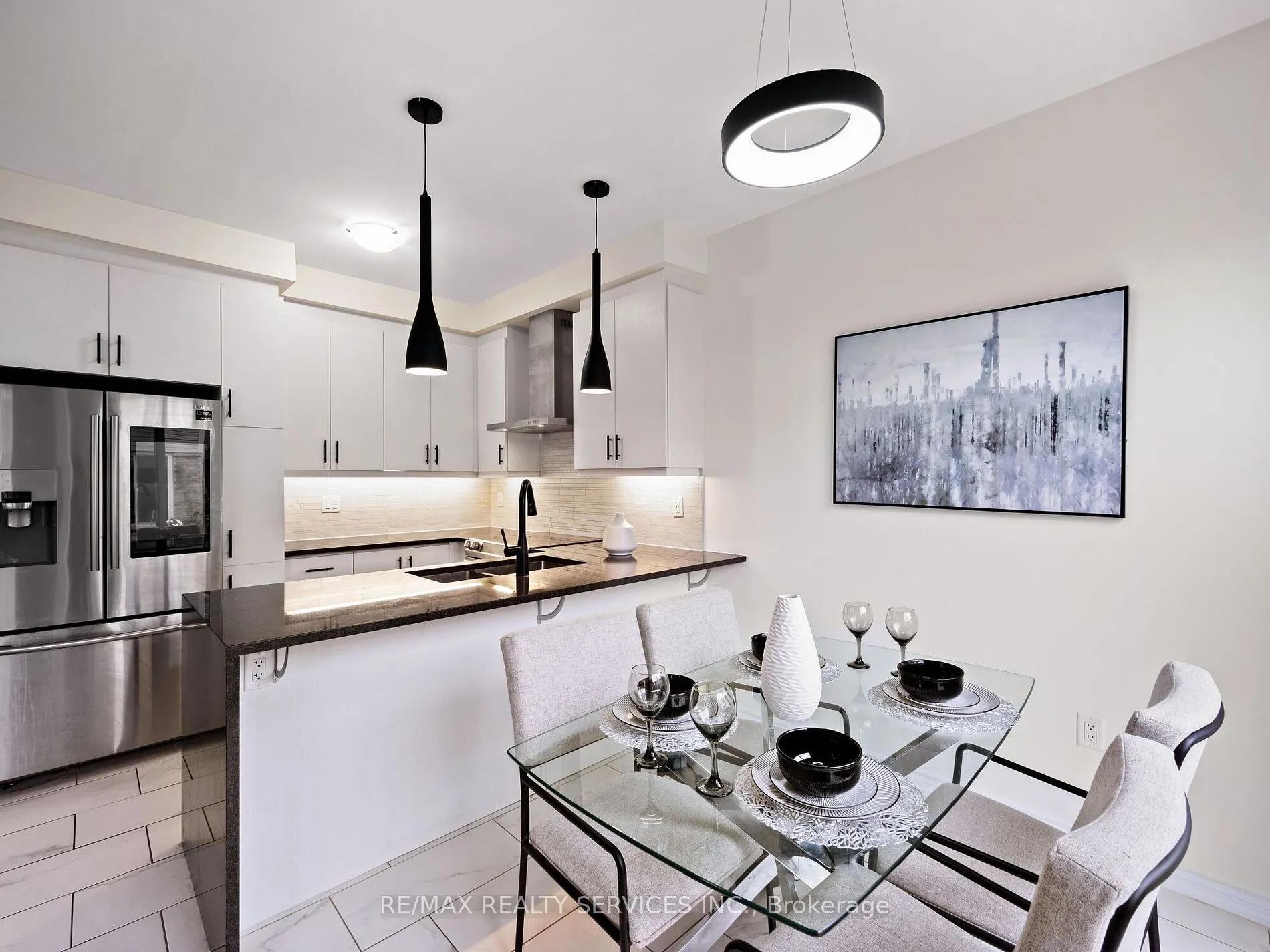 72 Circus Cres