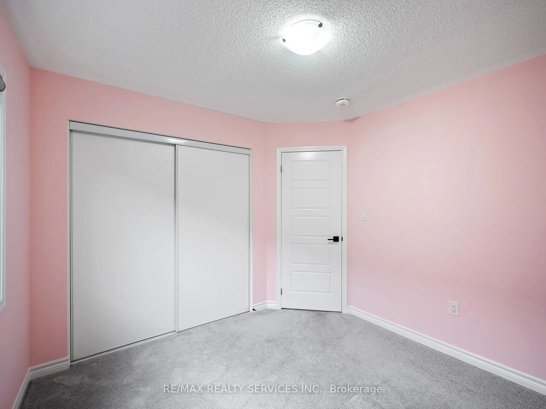 72 Circus Cres