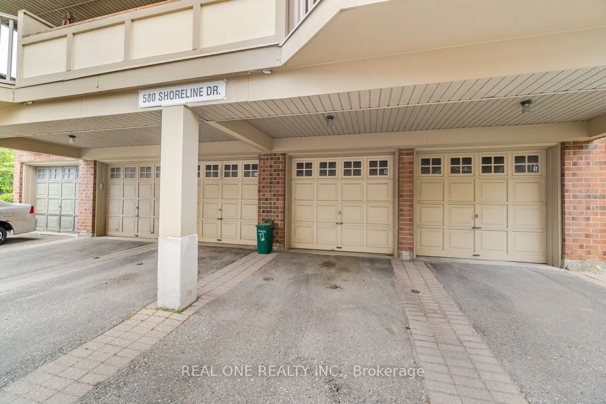 580 Shoreline Dr, #6