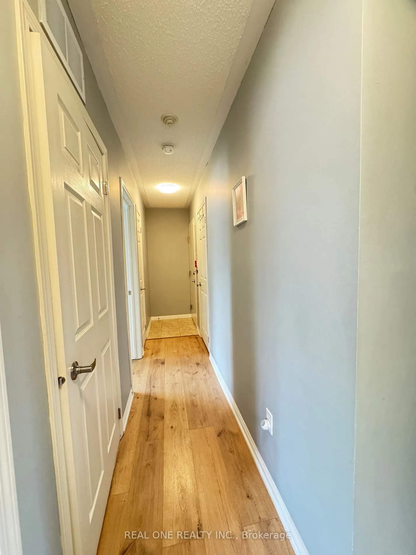 580 Shoreline Dr, #6