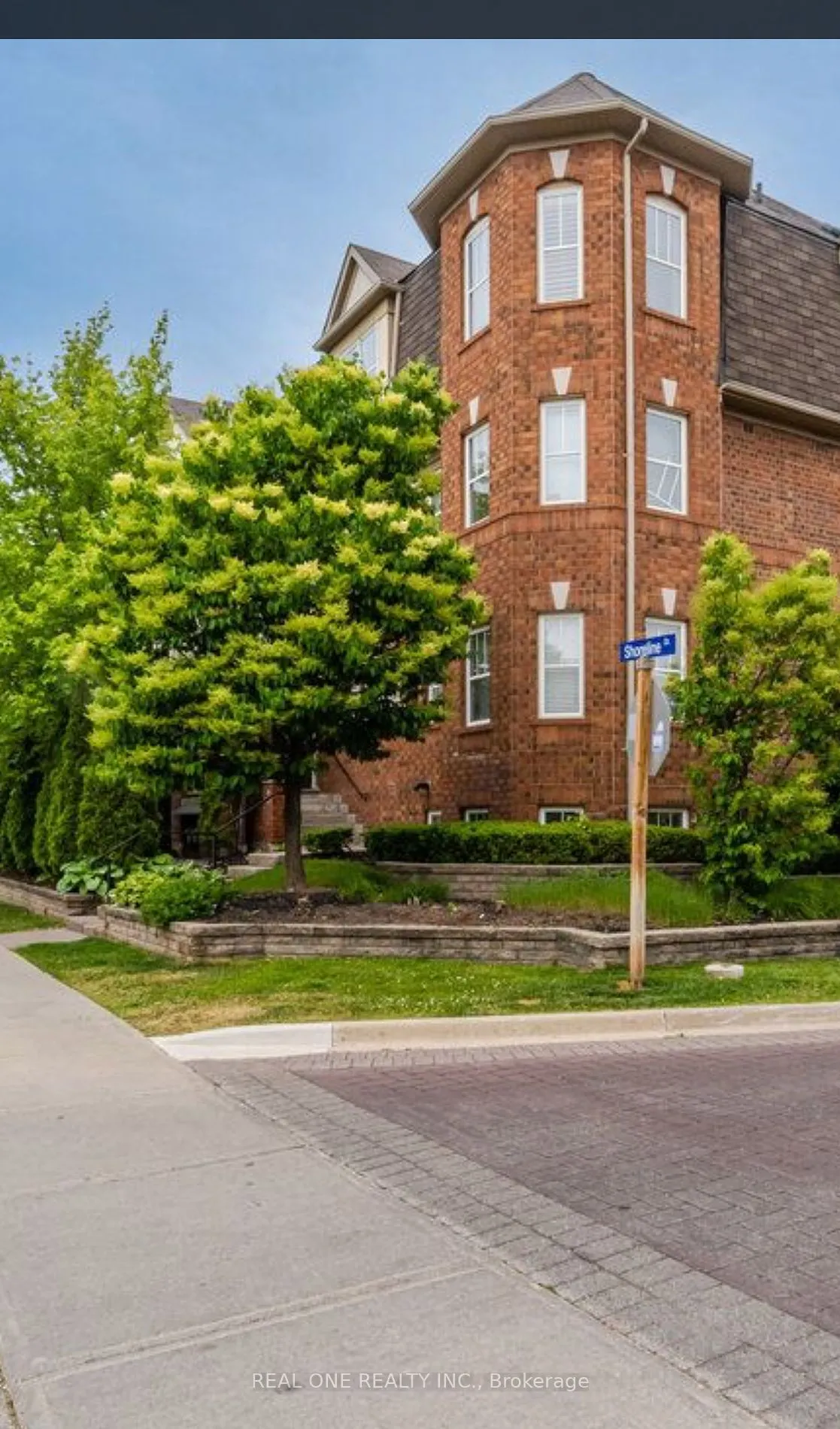 580 Shoreline Dr, #6