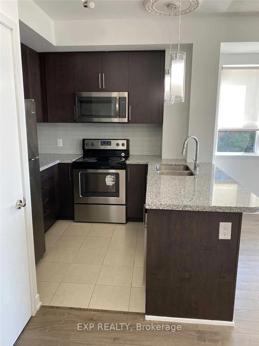 840 Queens Plate Dr, #402