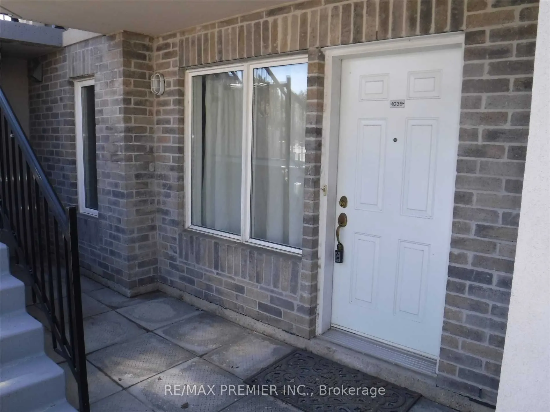 55 George Appleton Way, #1039