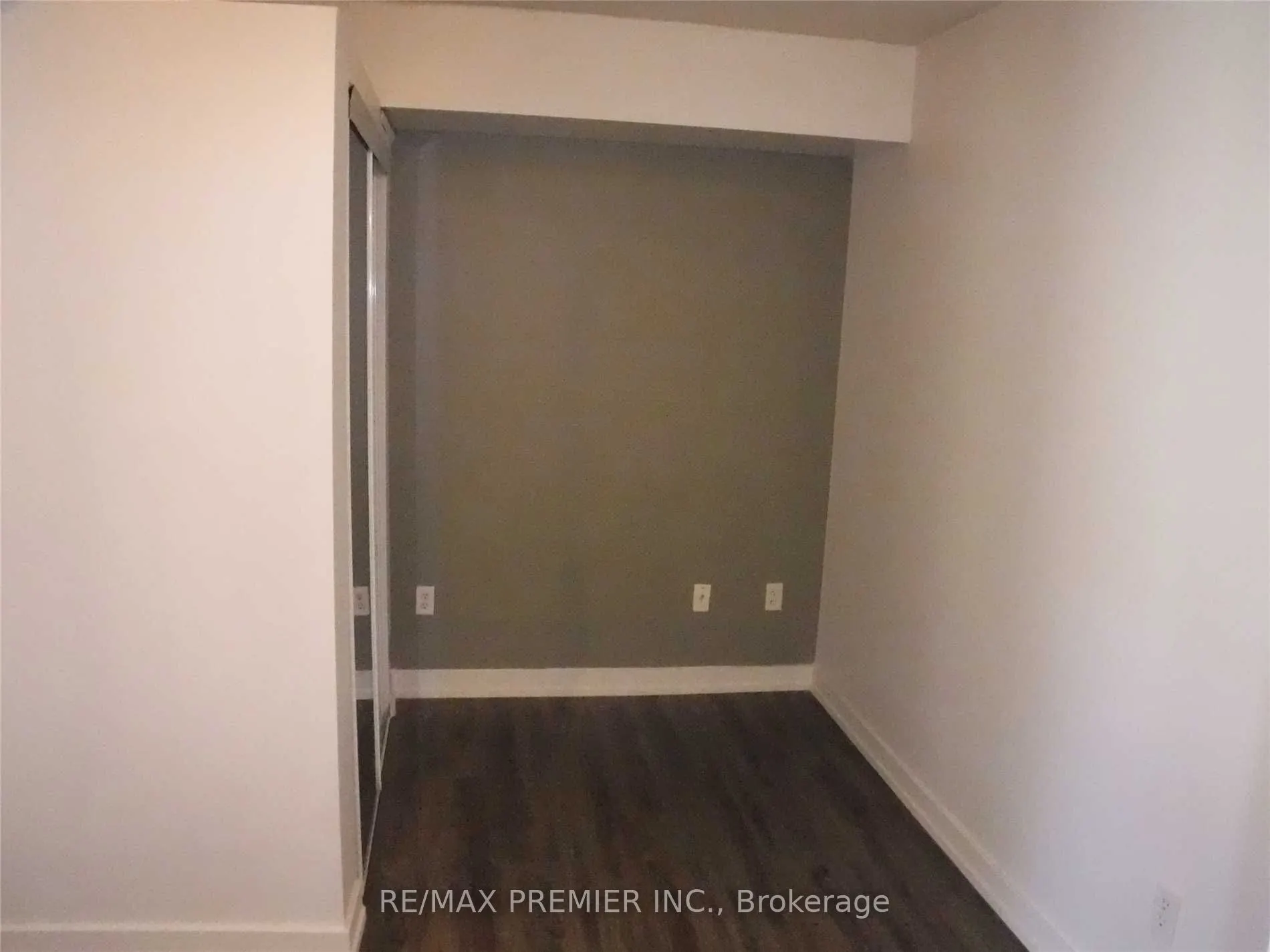 55 George Appleton Way, #1039