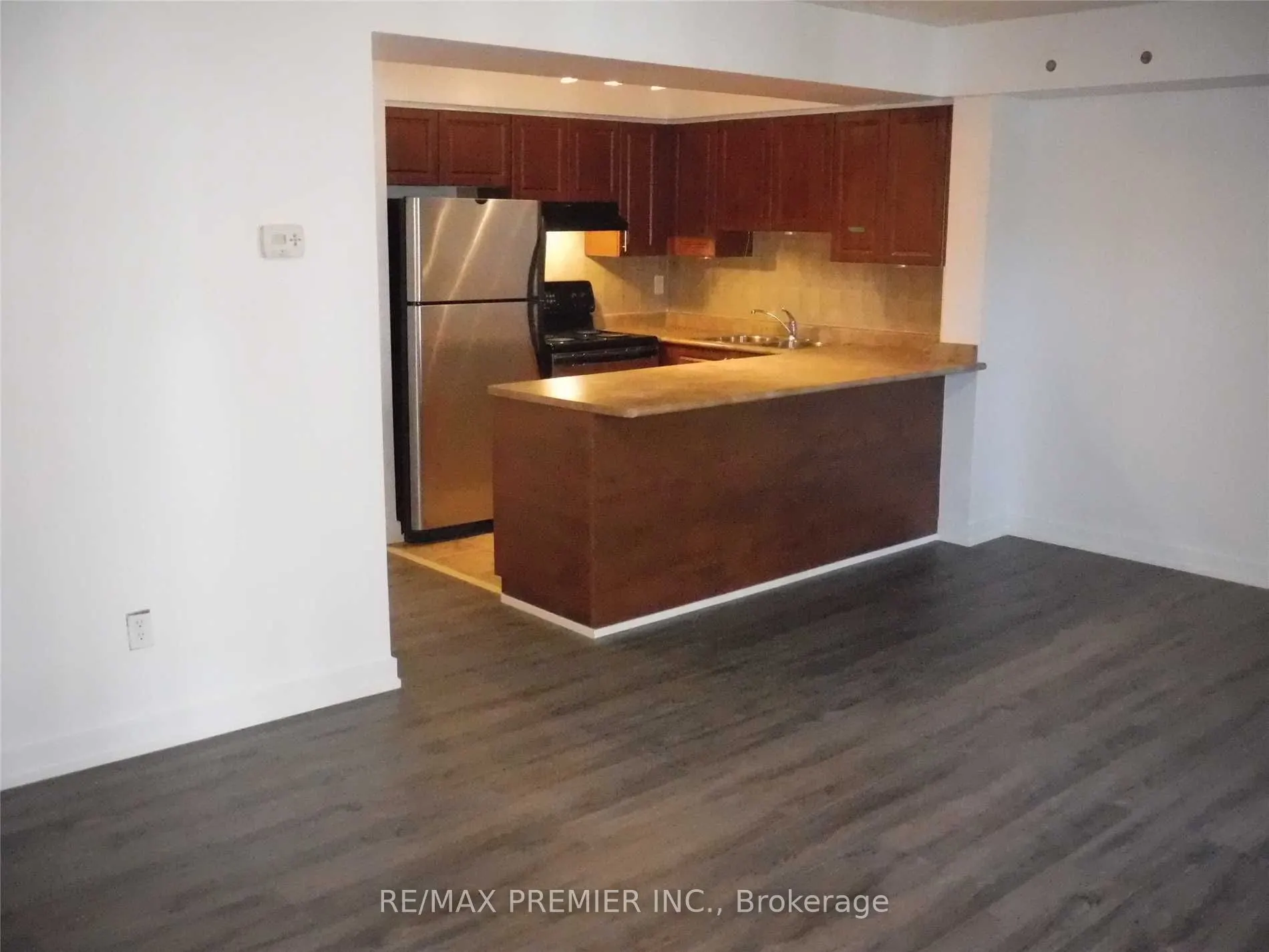 55 George Appleton Way, #1039