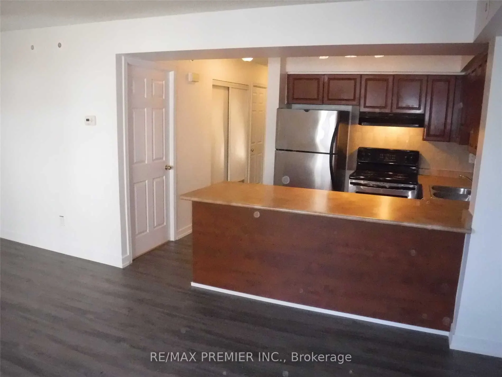55 George Appleton Way, #1039