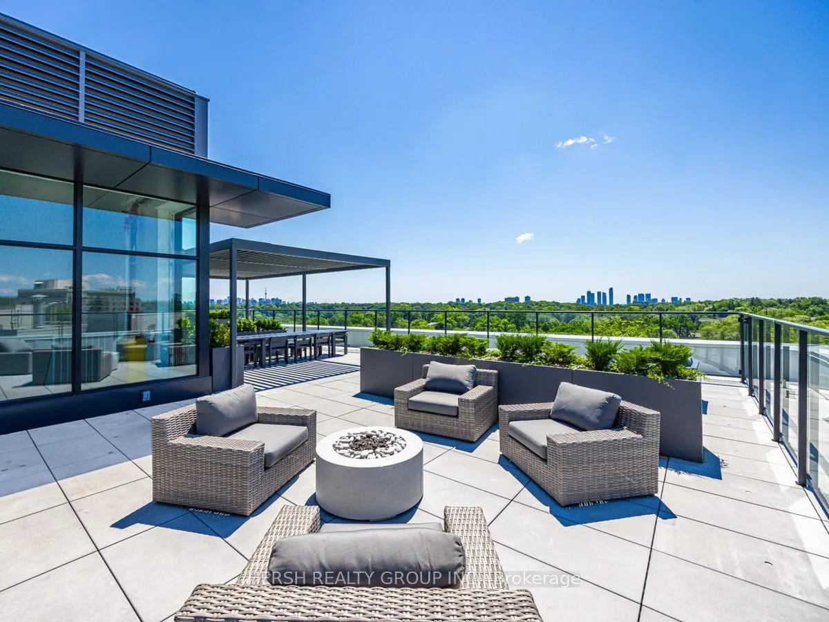 160 Kingsway Cres, #411