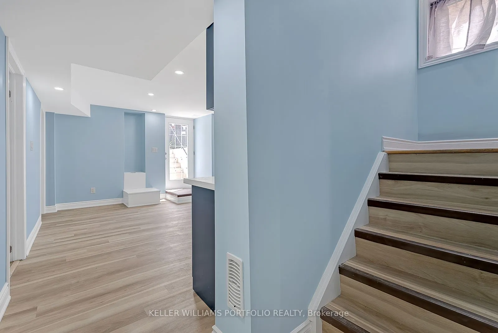67 Commodore Dr, #Bsmt