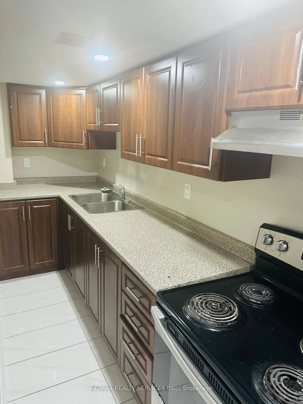 4 Meadowcrest Lane