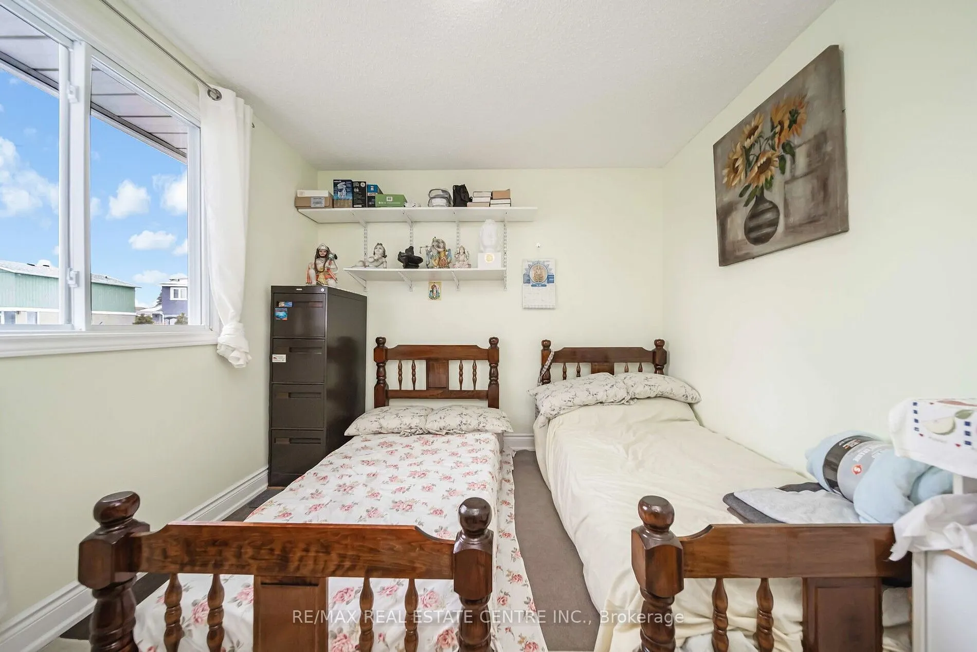 17 Haley Crt