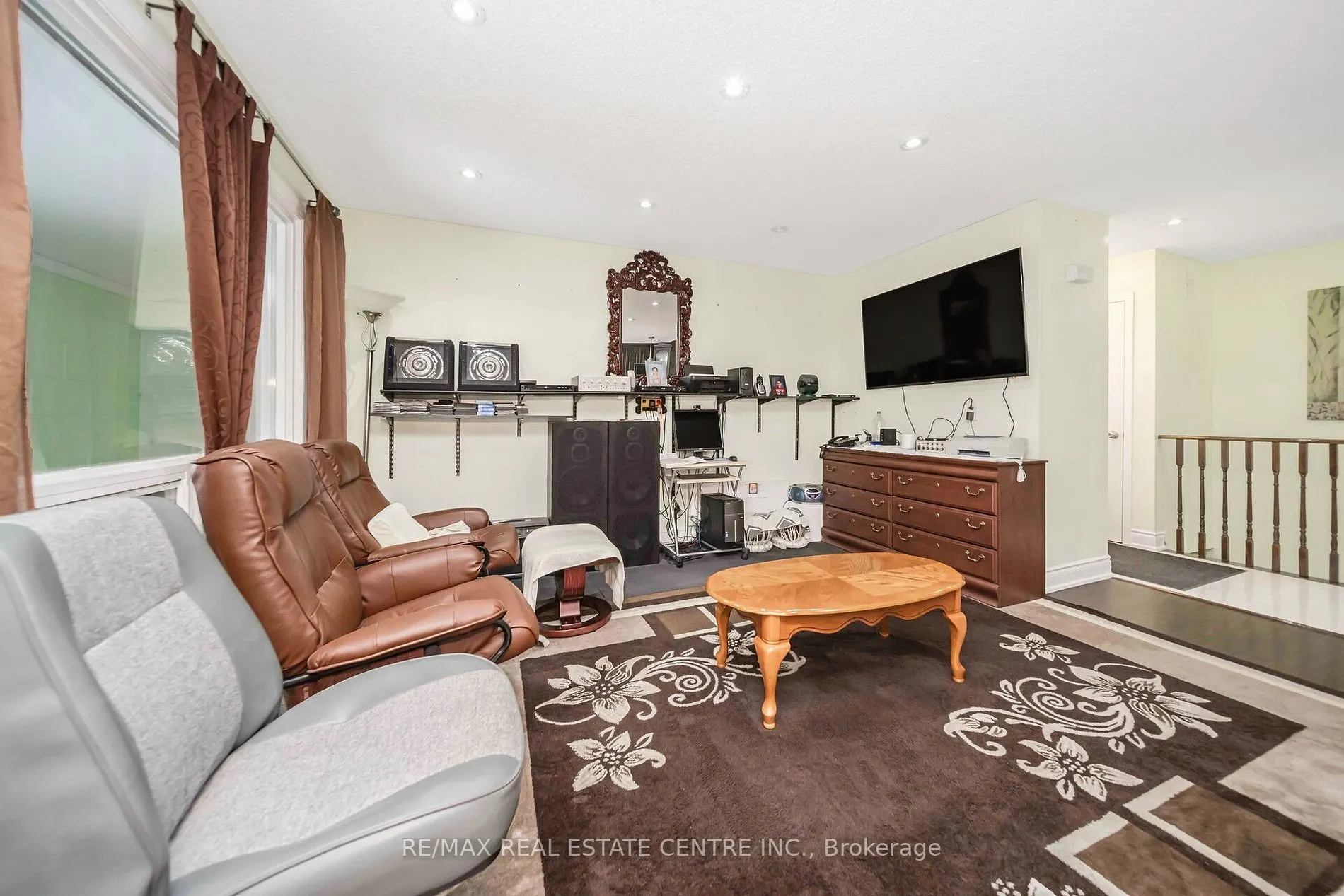 17 Haley Crt