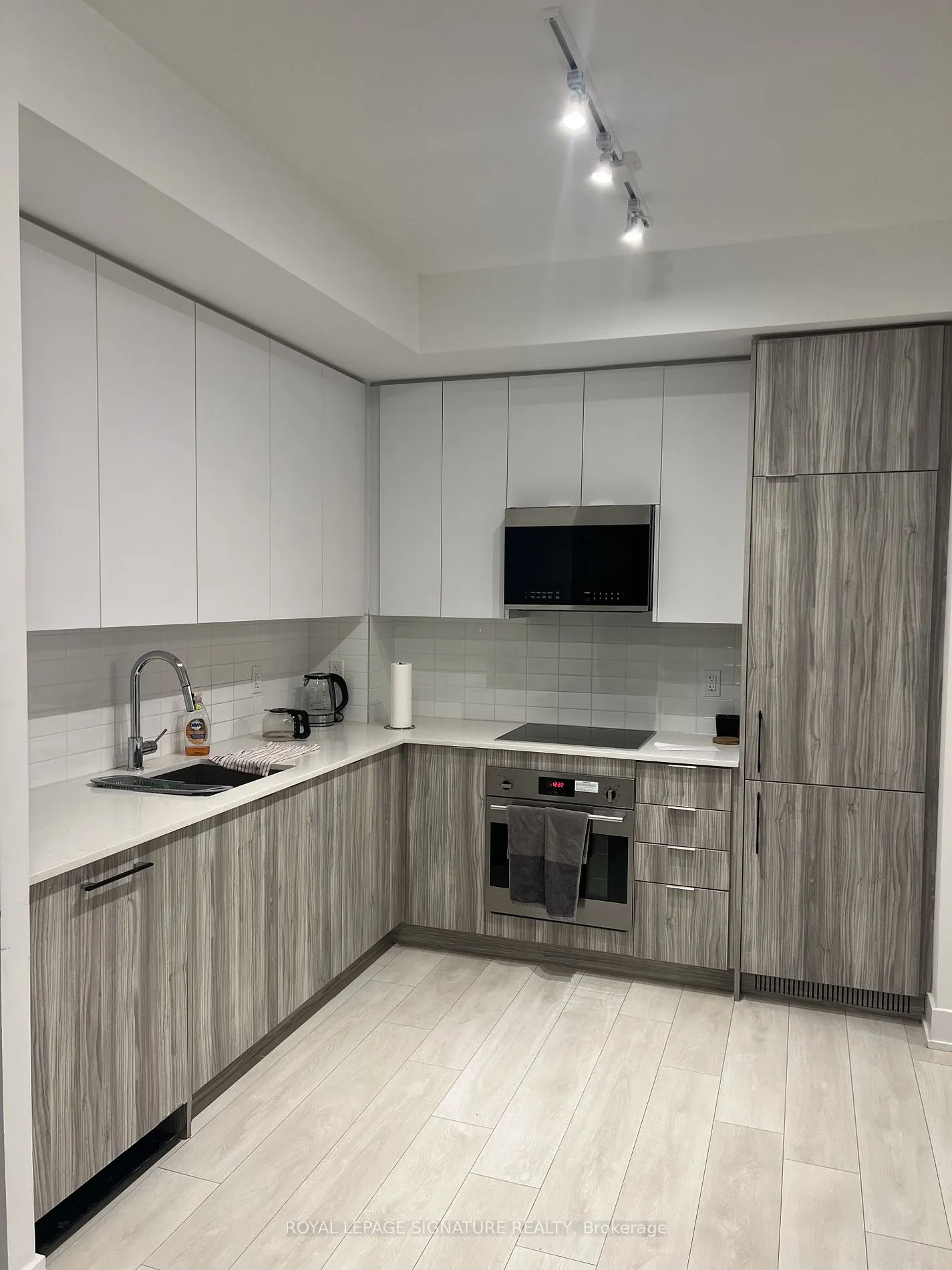 297 Oak Walk Dr, #2010