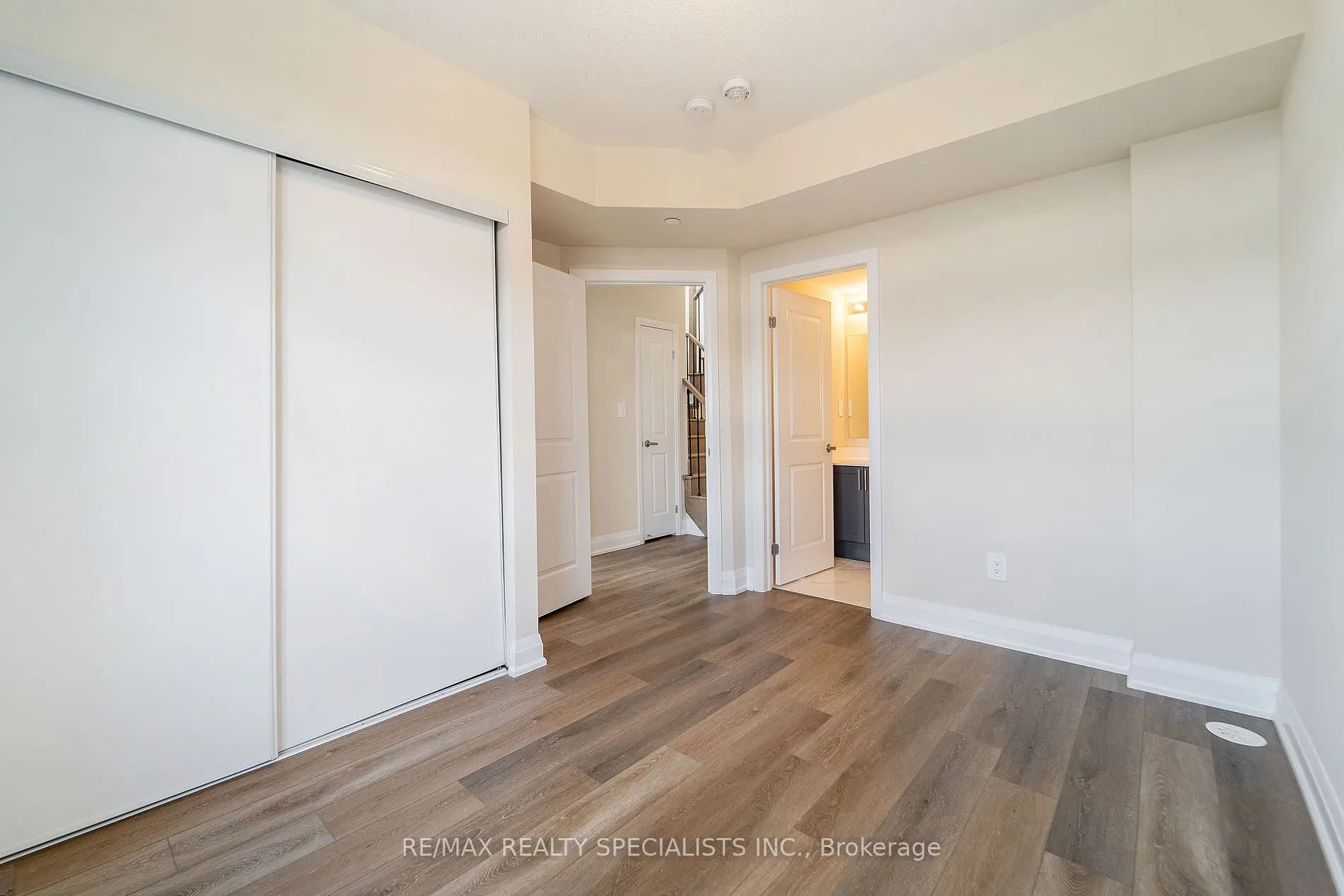 1577 Rose Way, #122