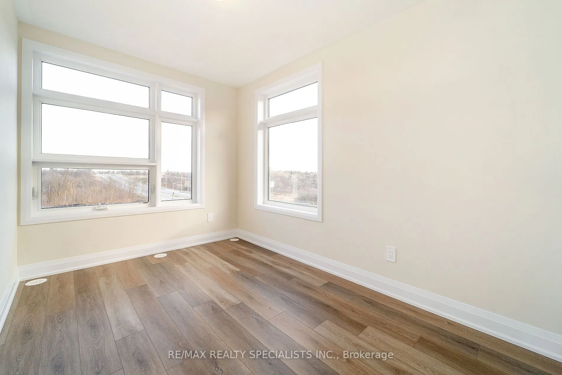 1577 Rose Way, #122