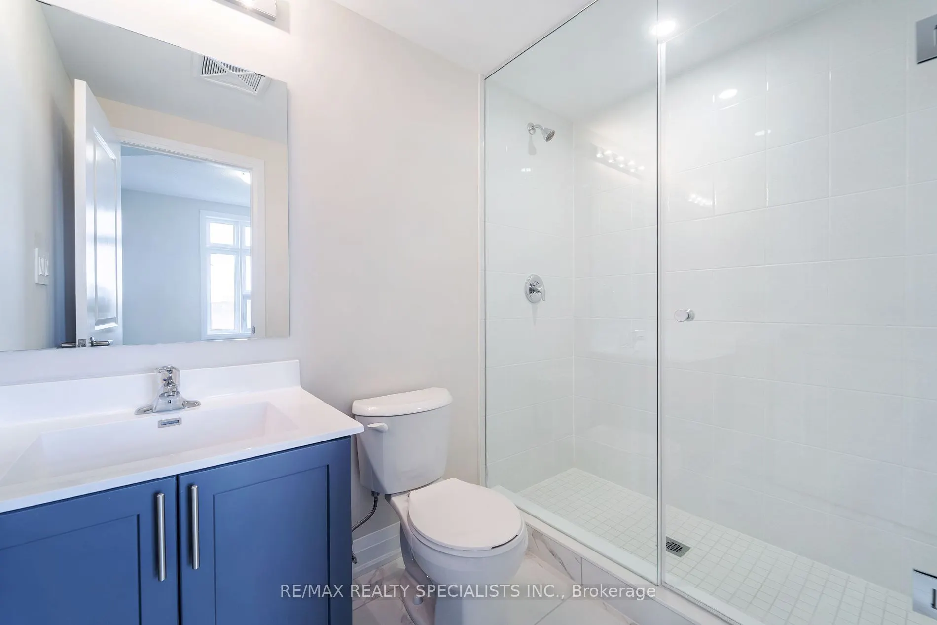 1577 Rose Way, #122
