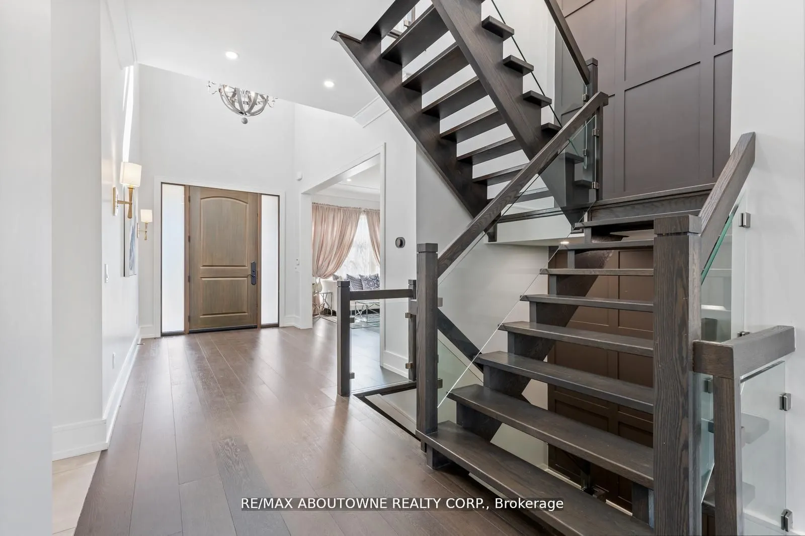 265 Woodale Ave