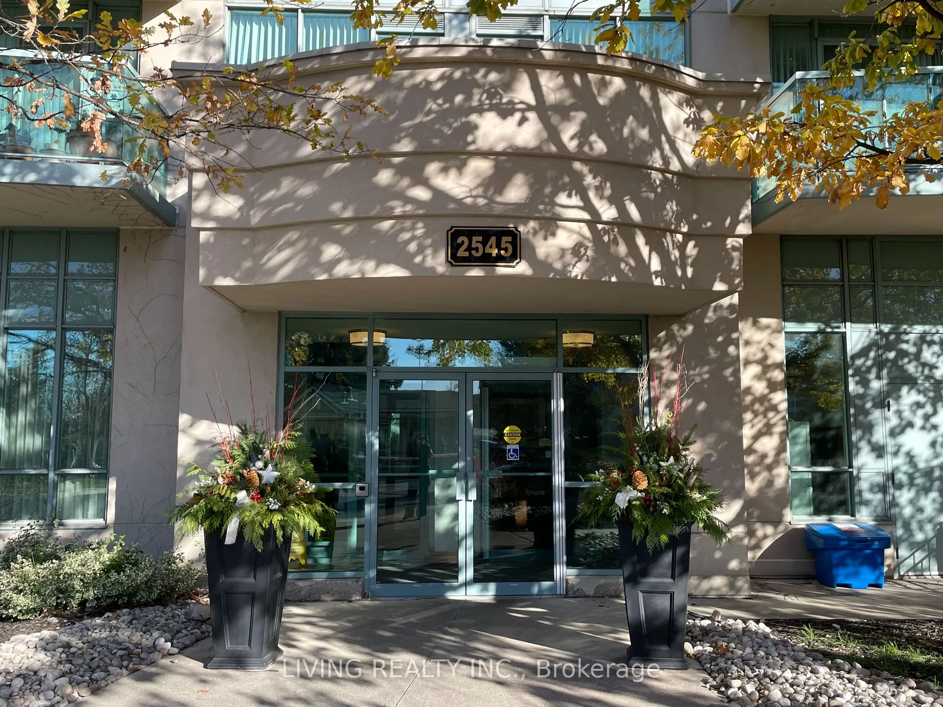 2545 Erin Centre Blvd, #1704