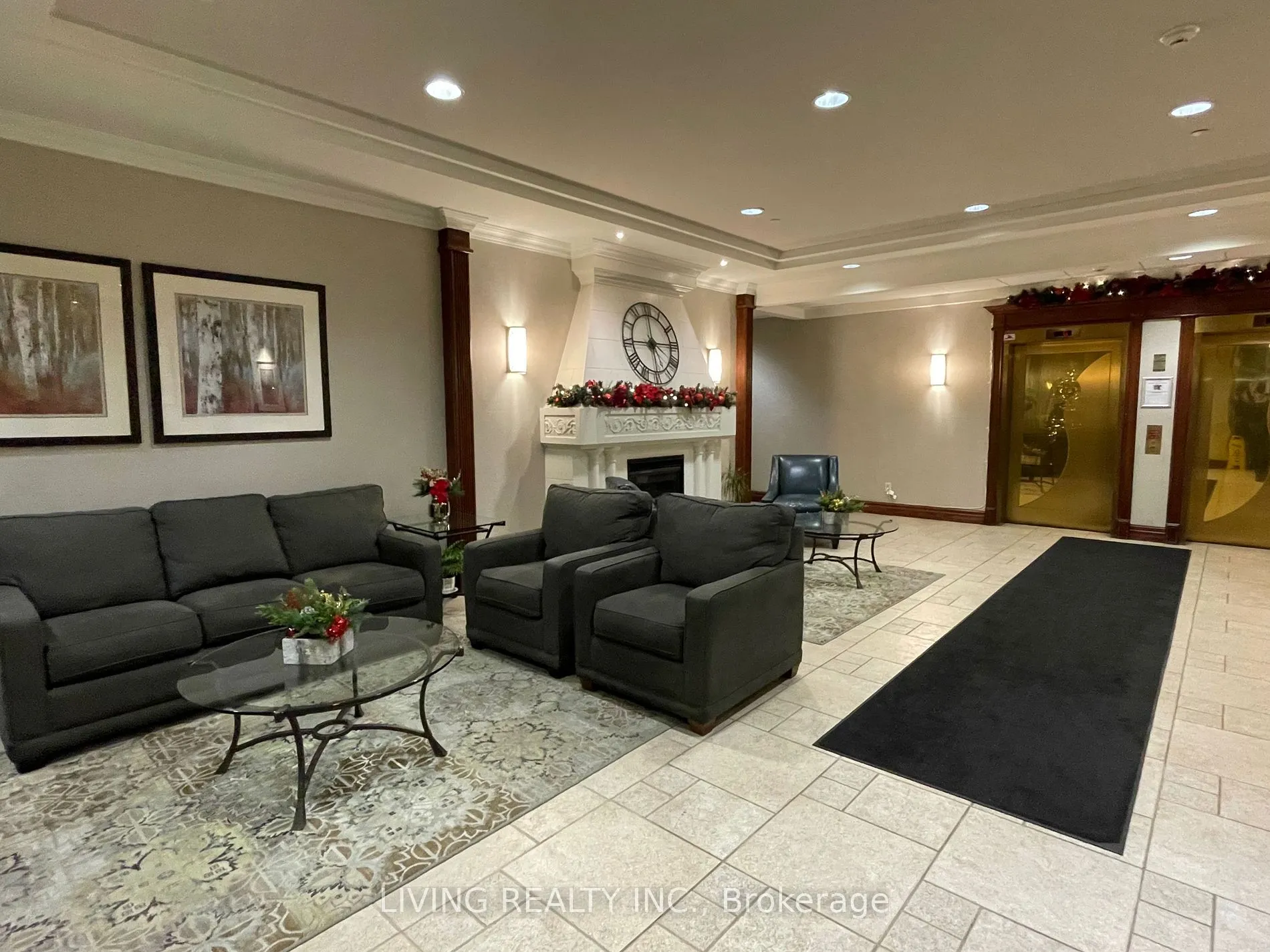 2545 Erin Centre Blvd, #1704