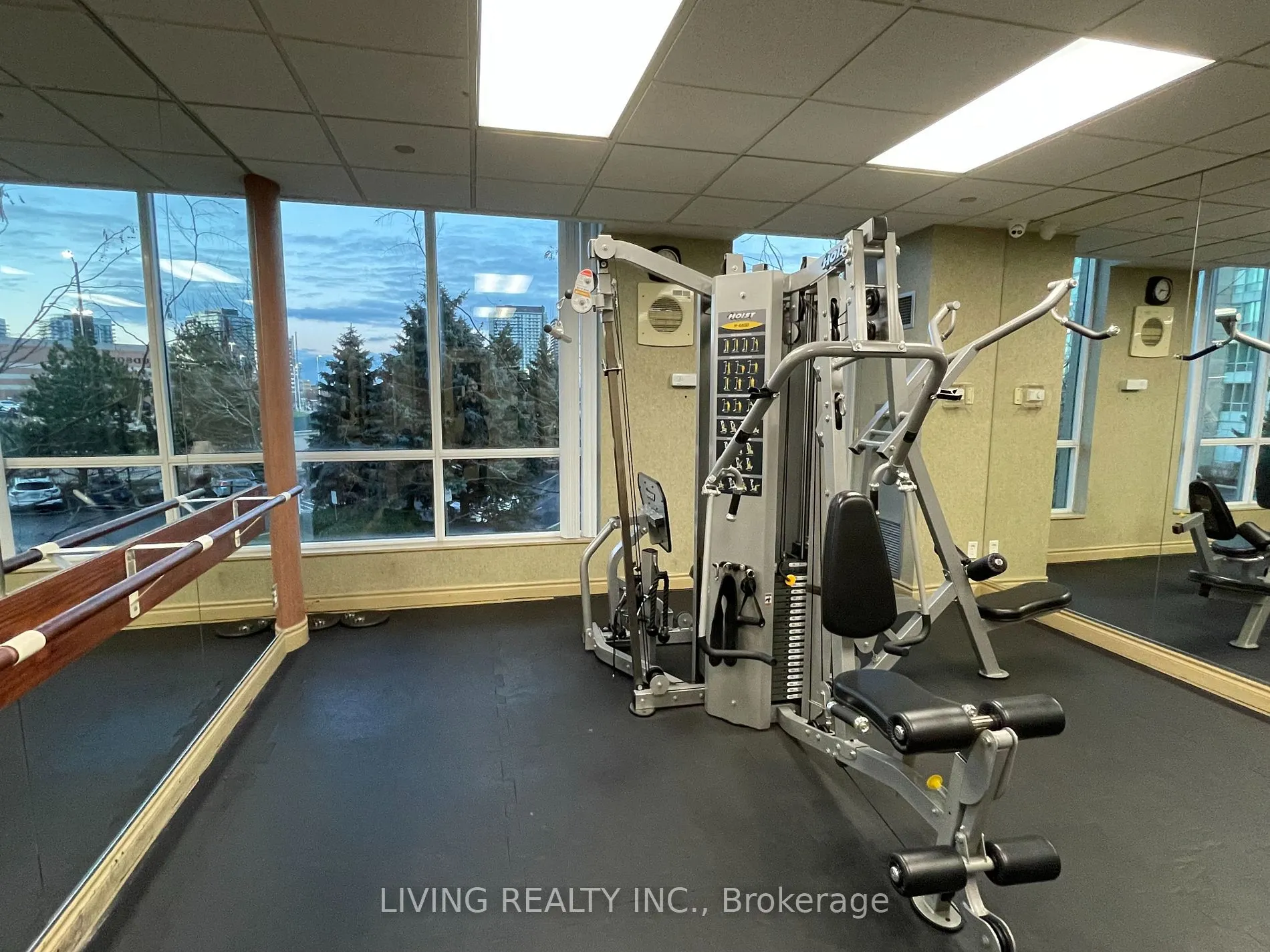 2545 Erin Centre Blvd, #1704
