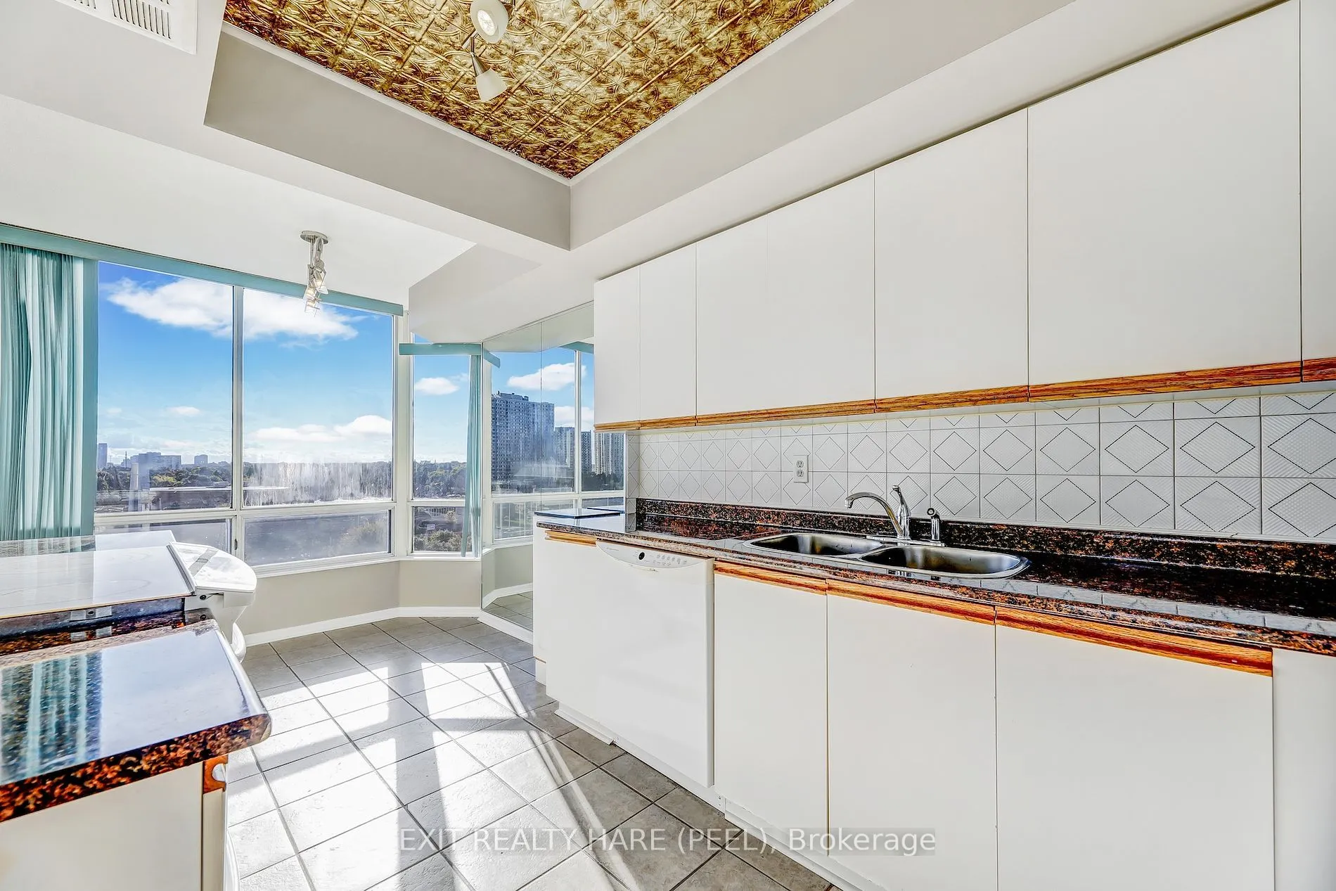 26 Hanover Rd, #1002