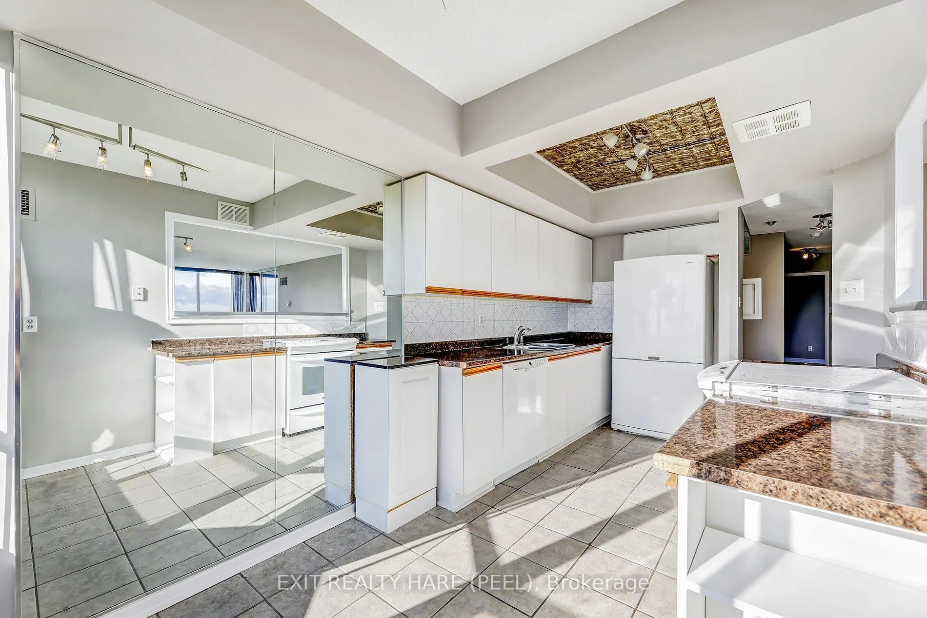 26 Hanover Rd, #1002