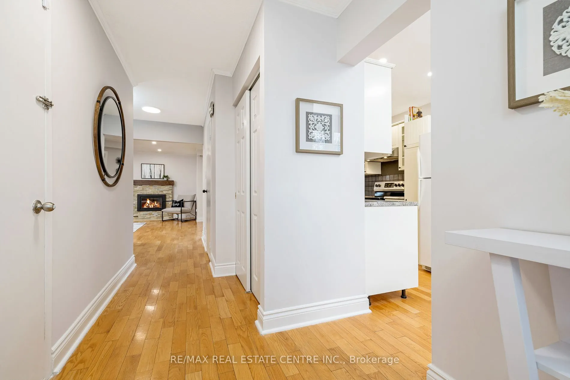 738 Briar Cres