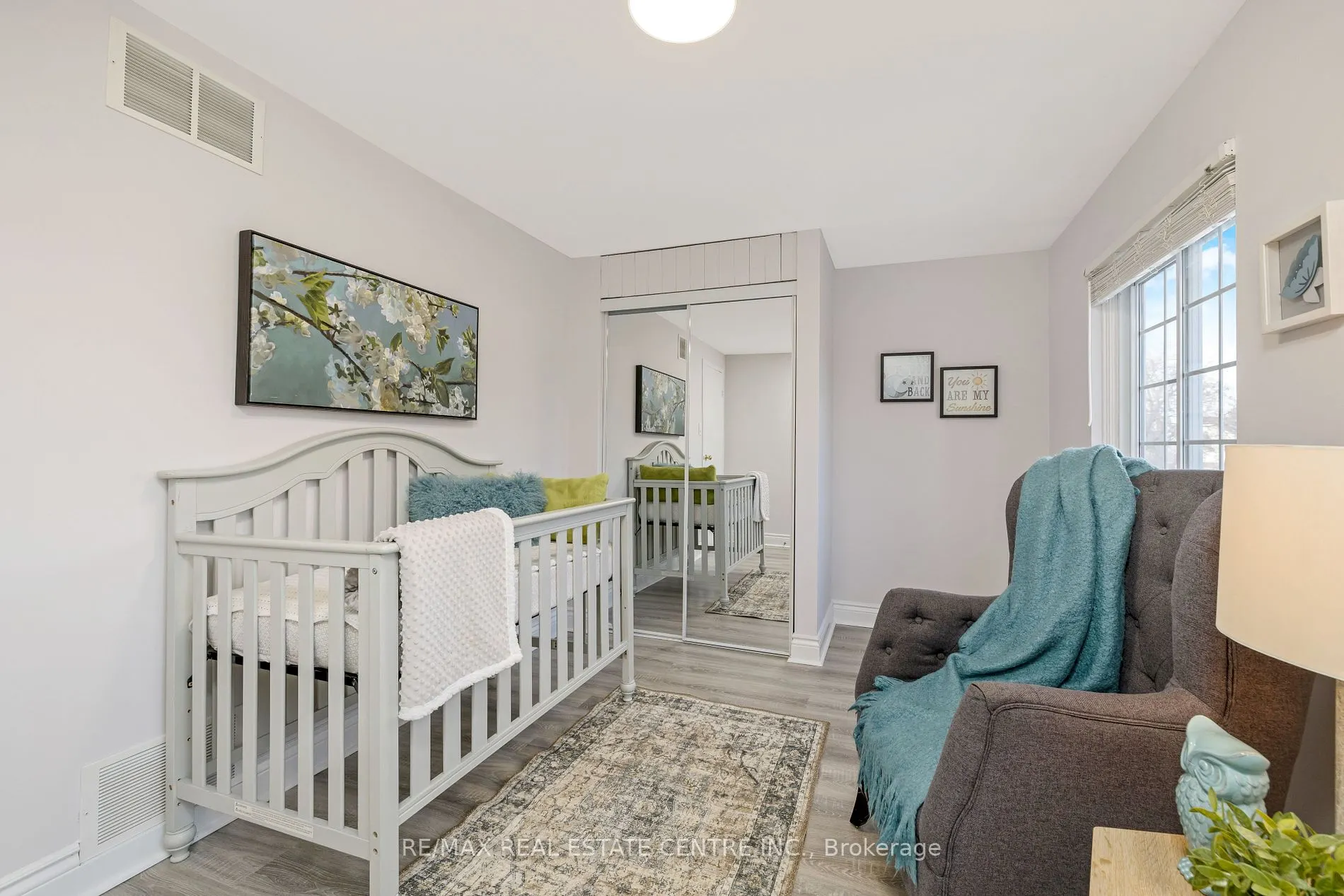 738 Briar Cres