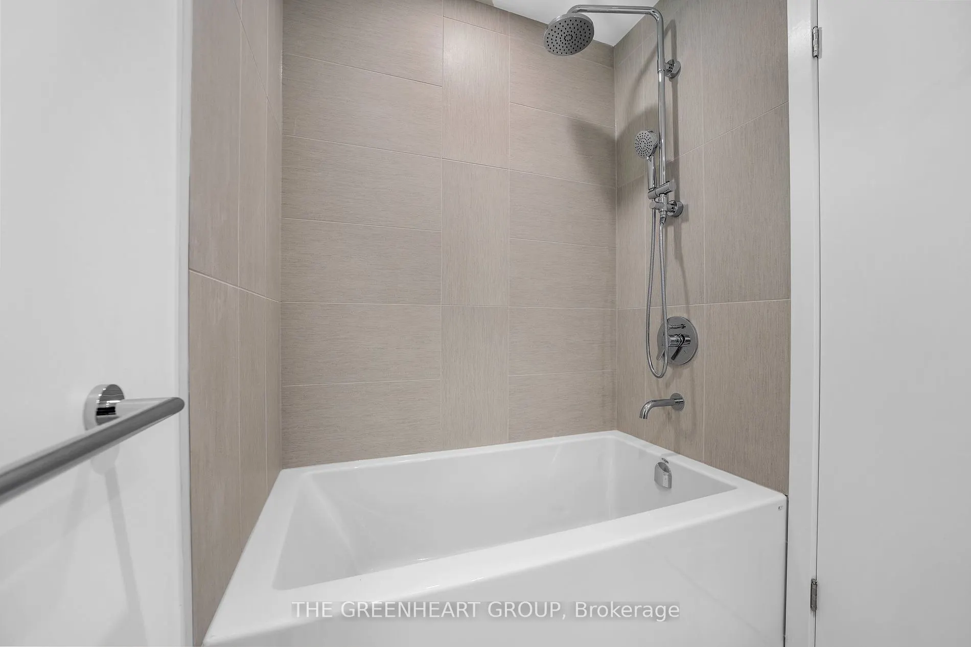 28 Ann St, #1204
