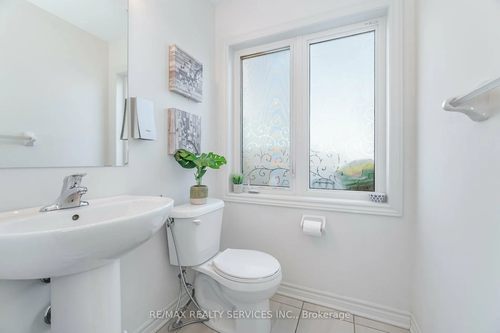 50 Edinburgh Dr, #5