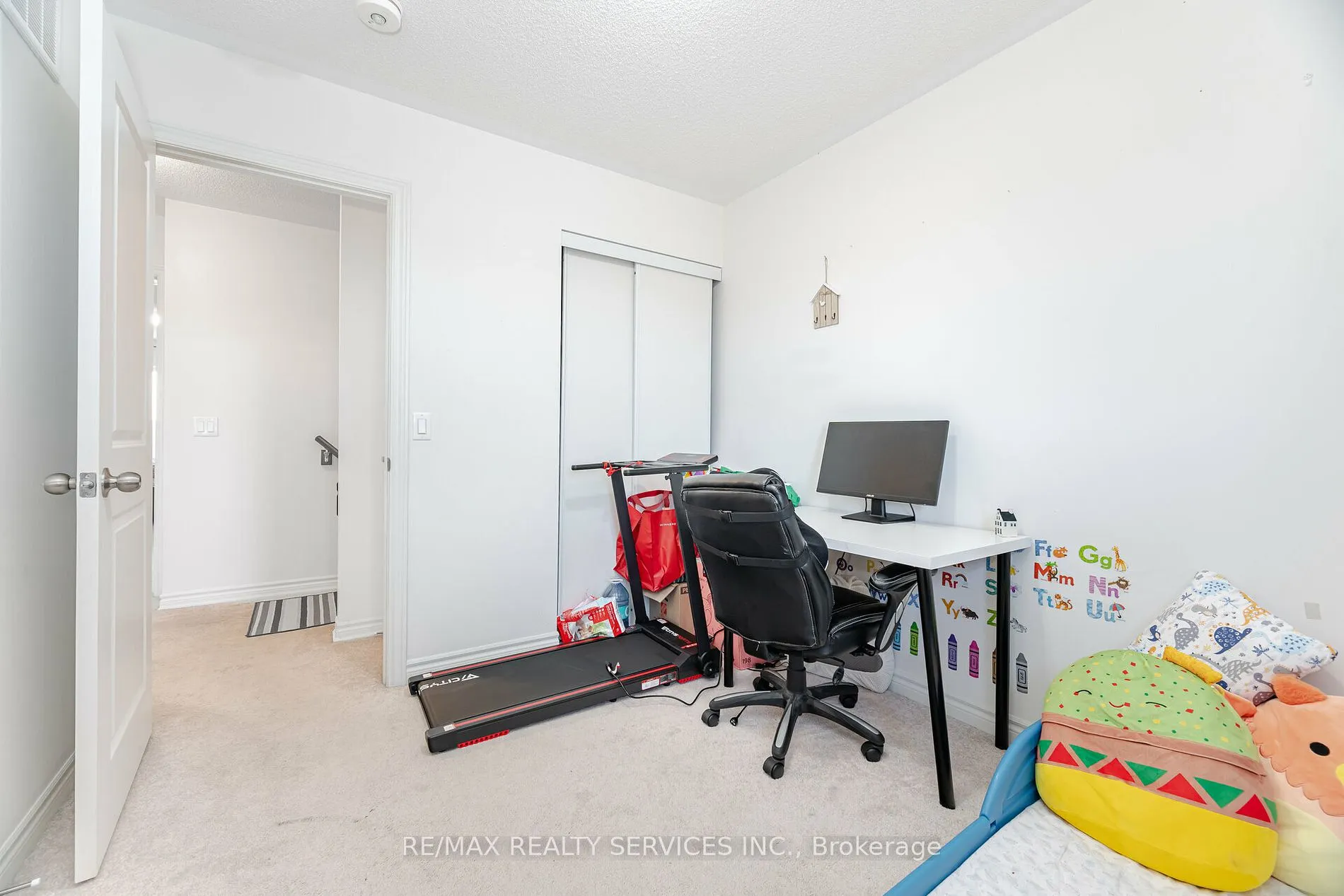 50 Edinburgh Dr, #5