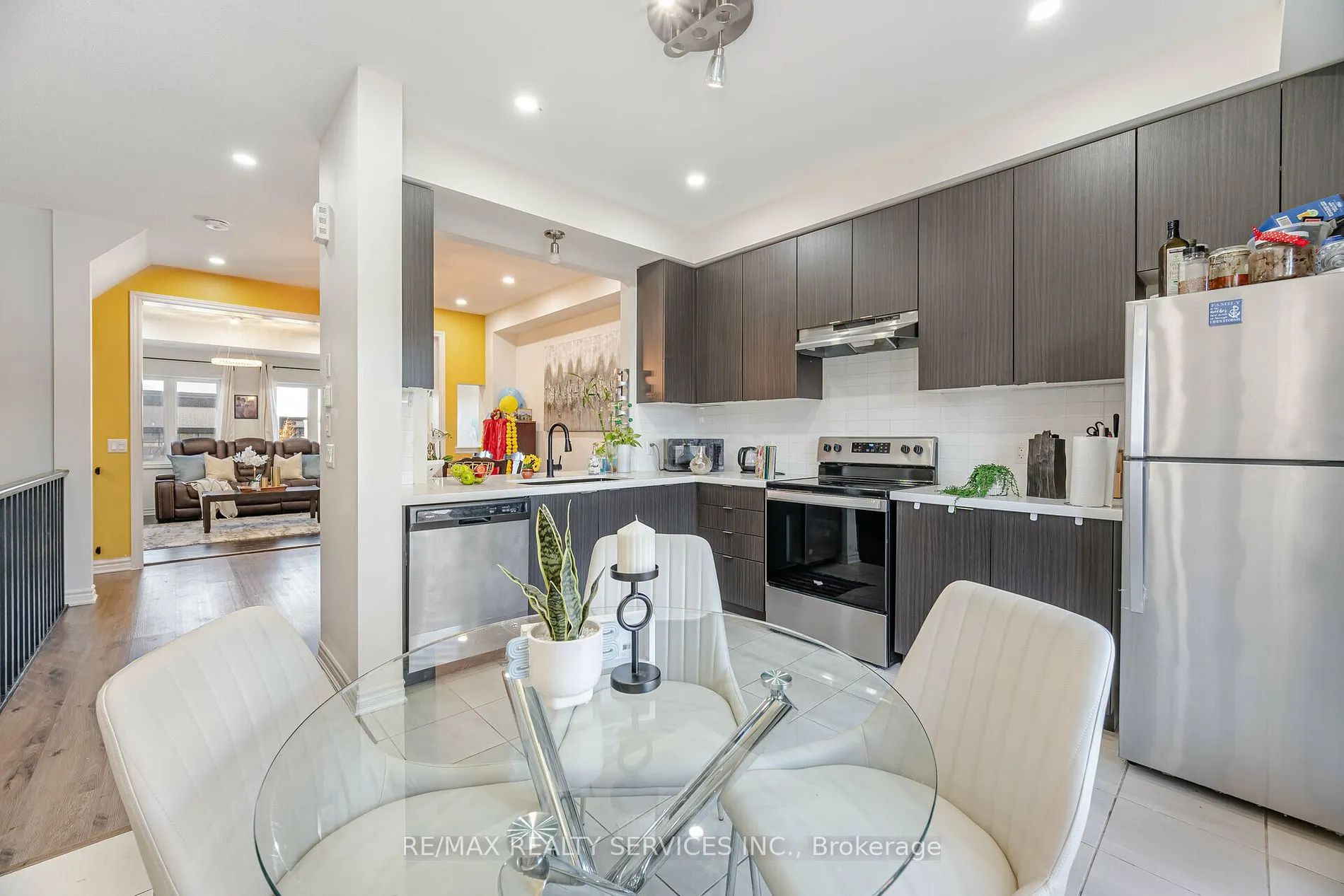 50 Edinburgh Dr, #5
