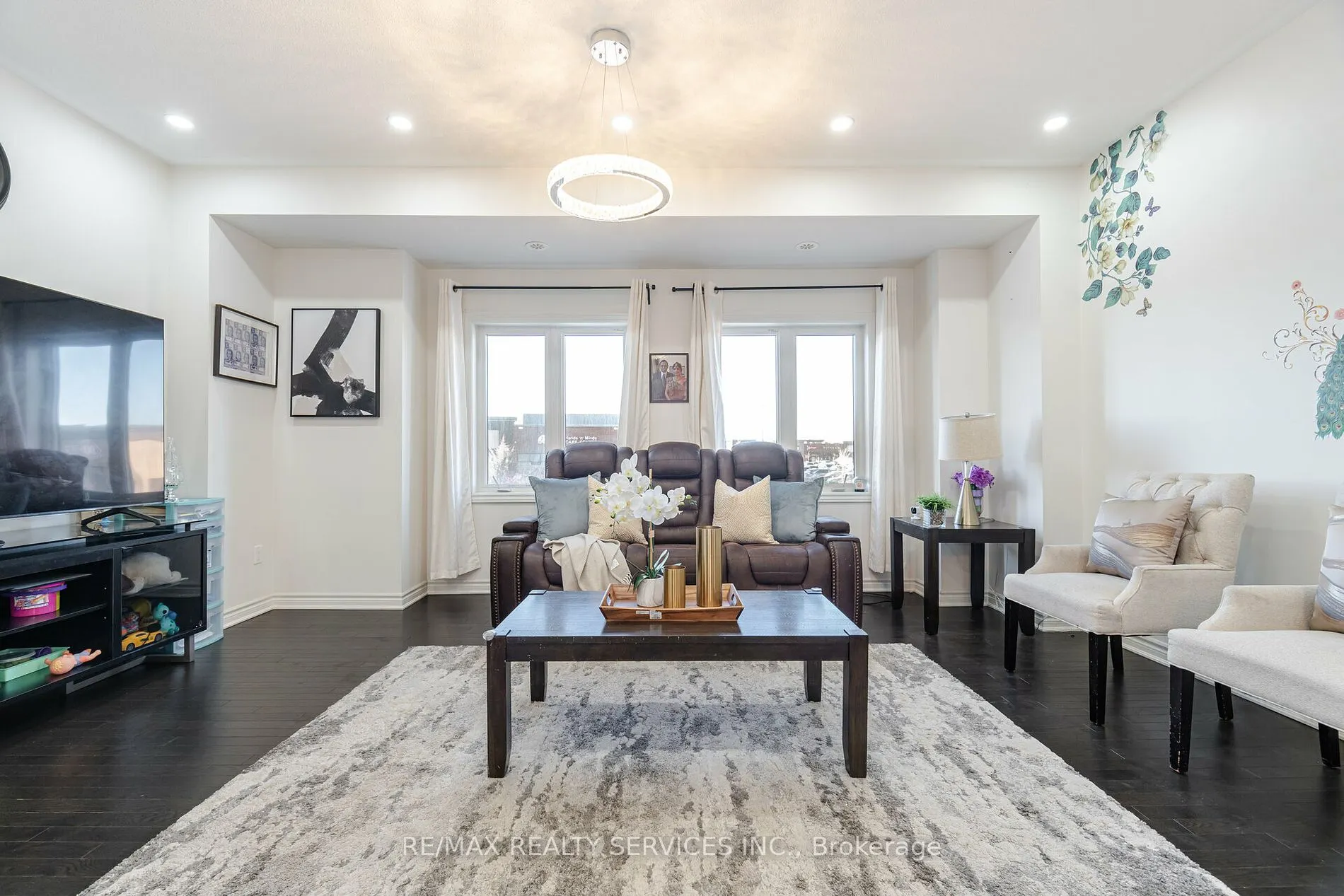 50 Edinburgh Dr, #5